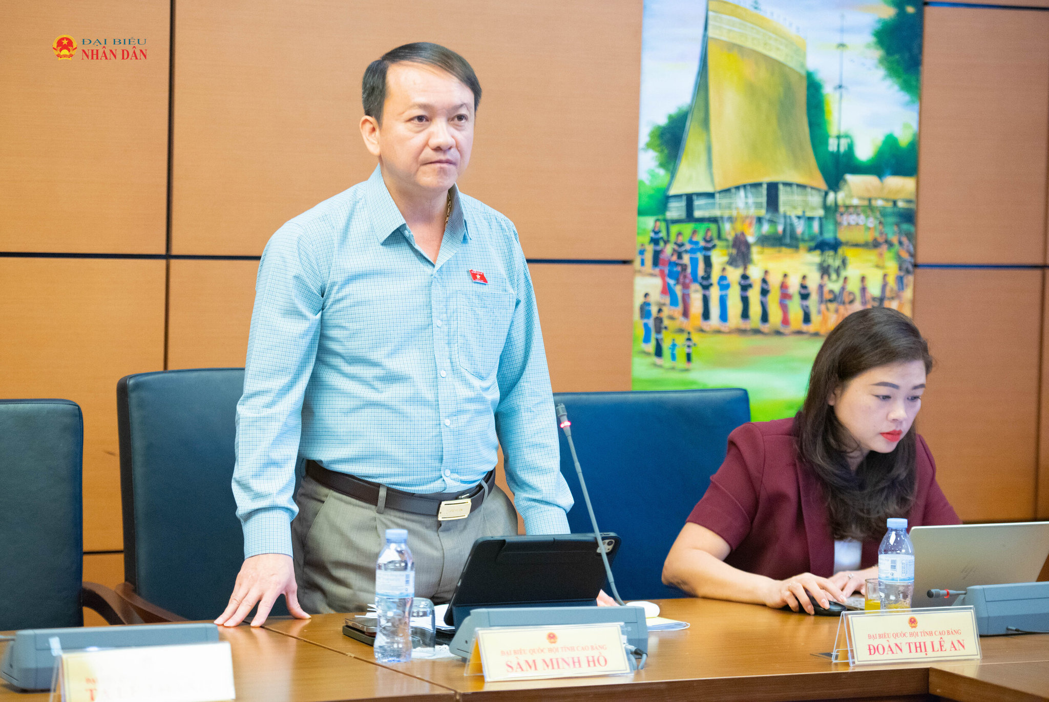 ĐBQH Sầm Minh Hồ (Cao Bằng). Ảnh Xuân Quý