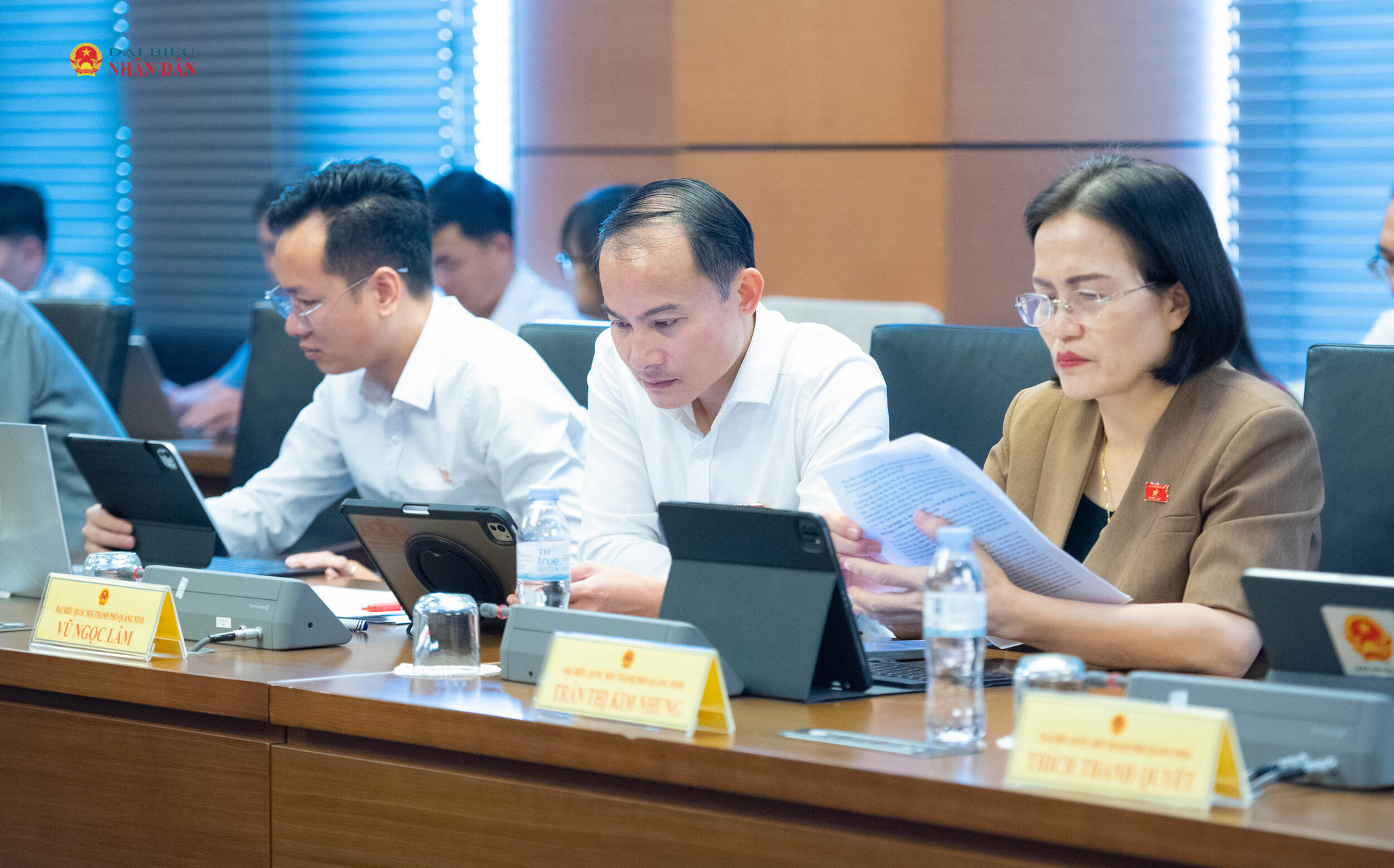 Đoàn ĐBQH TP.Quảng Ninh. Ảnh Xuân Quý