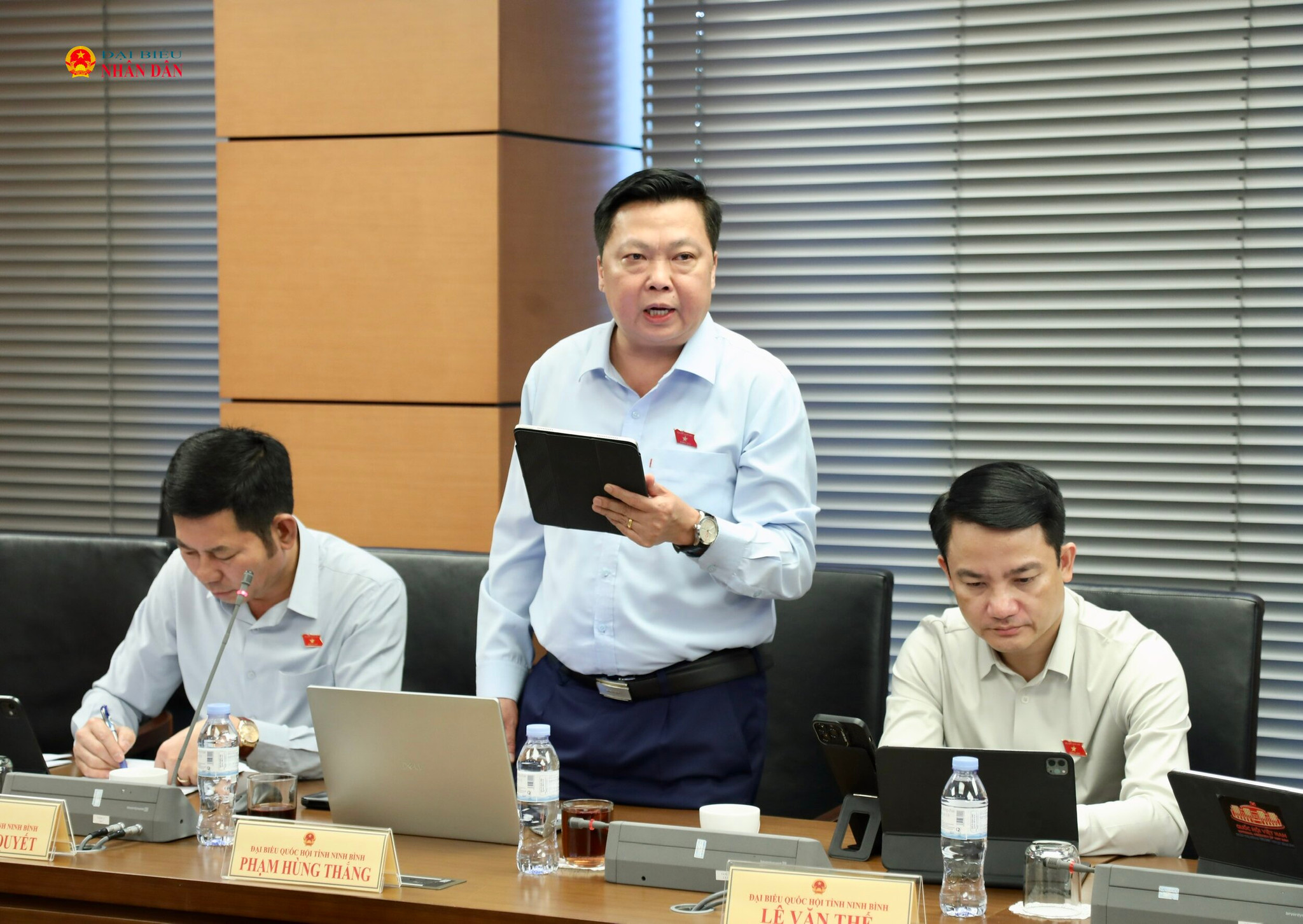ĐBQH Phạm Hùng Thắng (Ninh Bình) phát biểu ảnh: Trọng Hiếu
