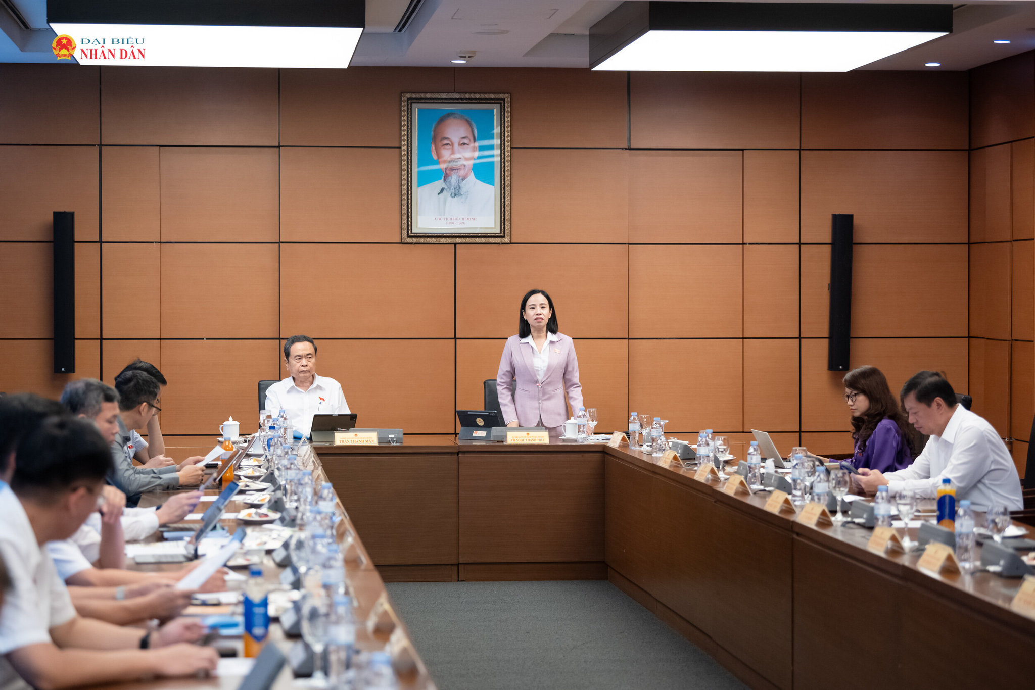 Toàn cảnh phiên thảo luận tại Tổ 2, Đoàn ĐBQH TP. Hồ Chí Minh