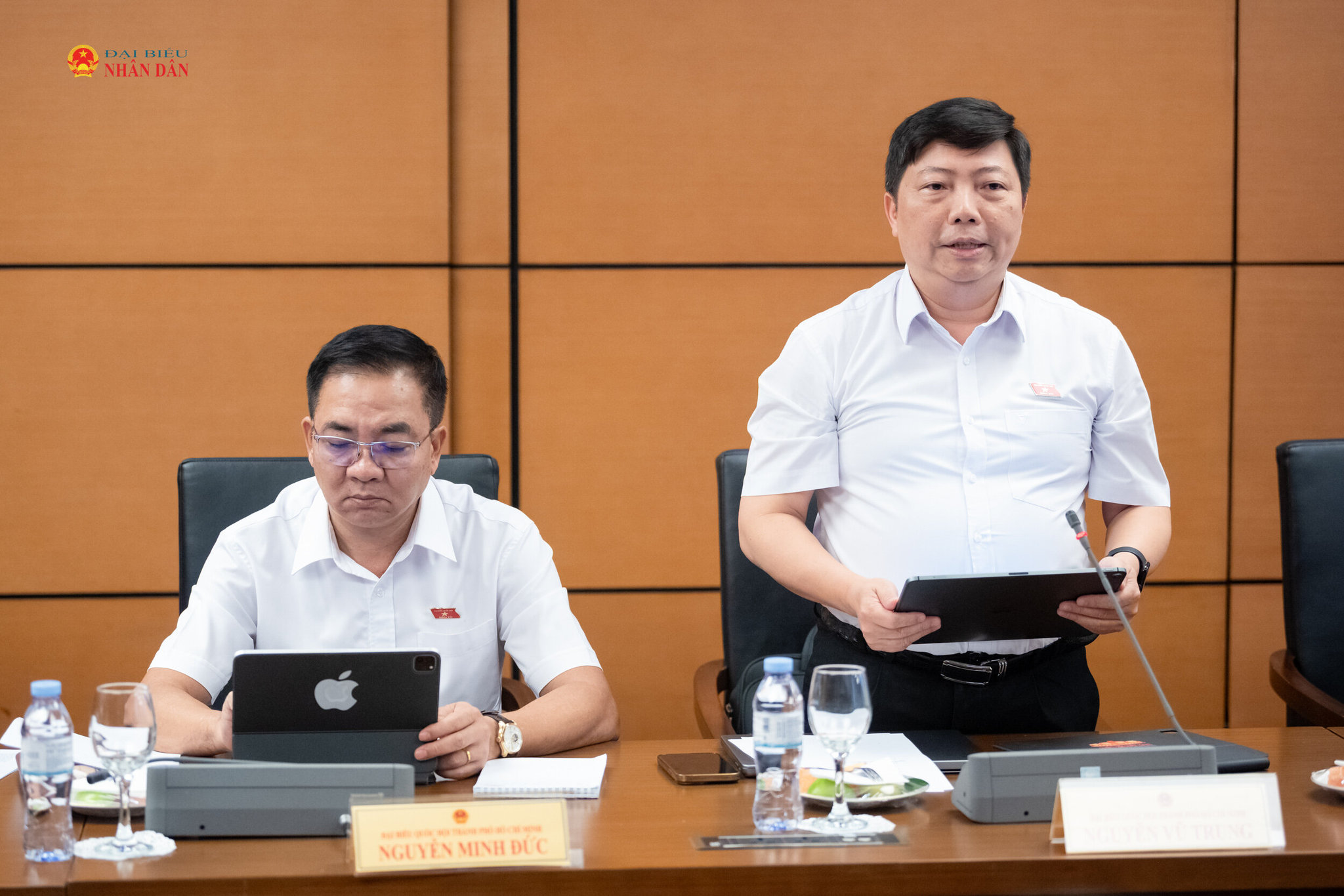 ĐBQH Nguyễn Vũ Trung (TP. Hồ Chí Minh) phát biểu