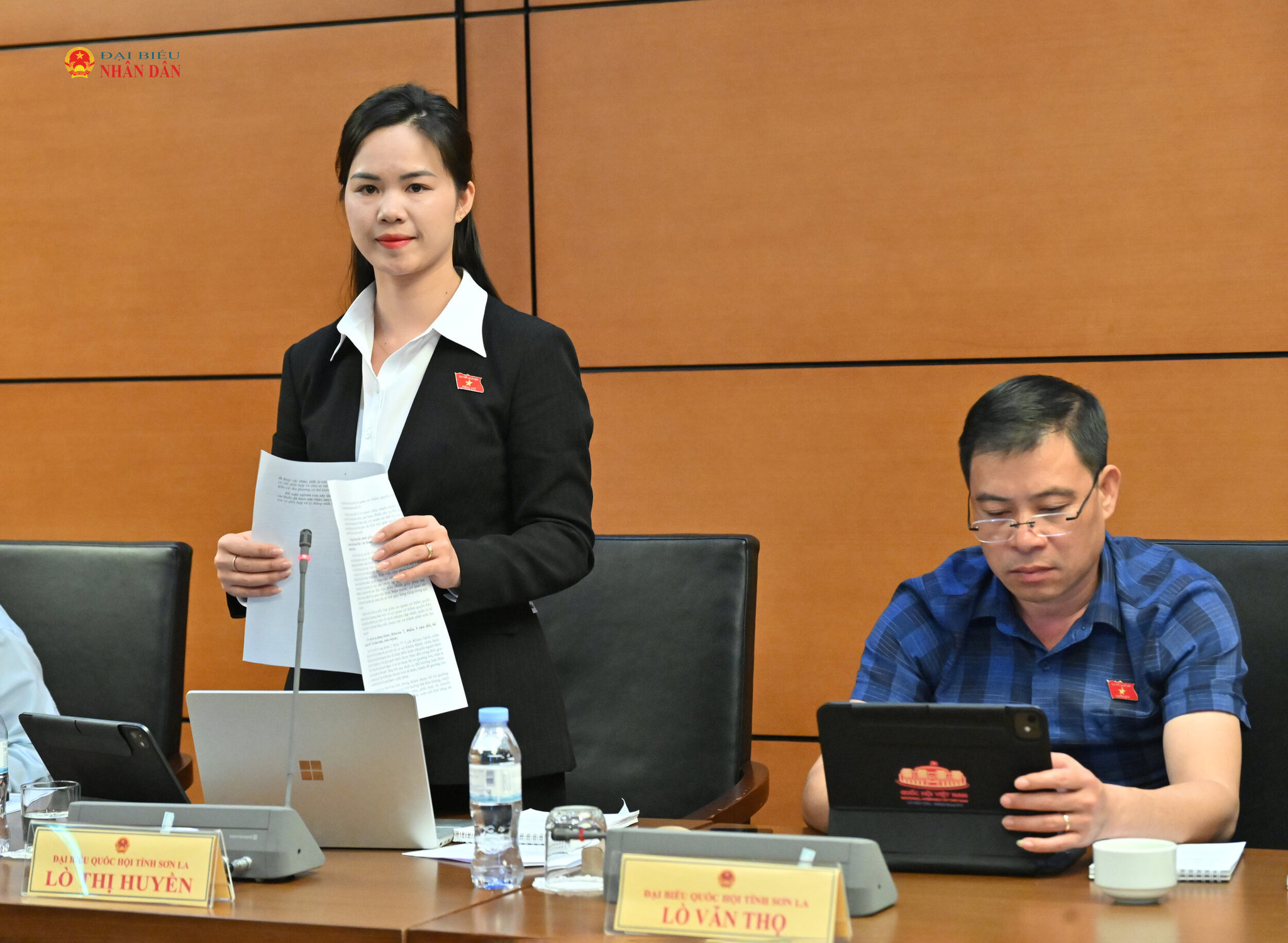 ĐBQH Lò Thị Huyền (Sơn La)