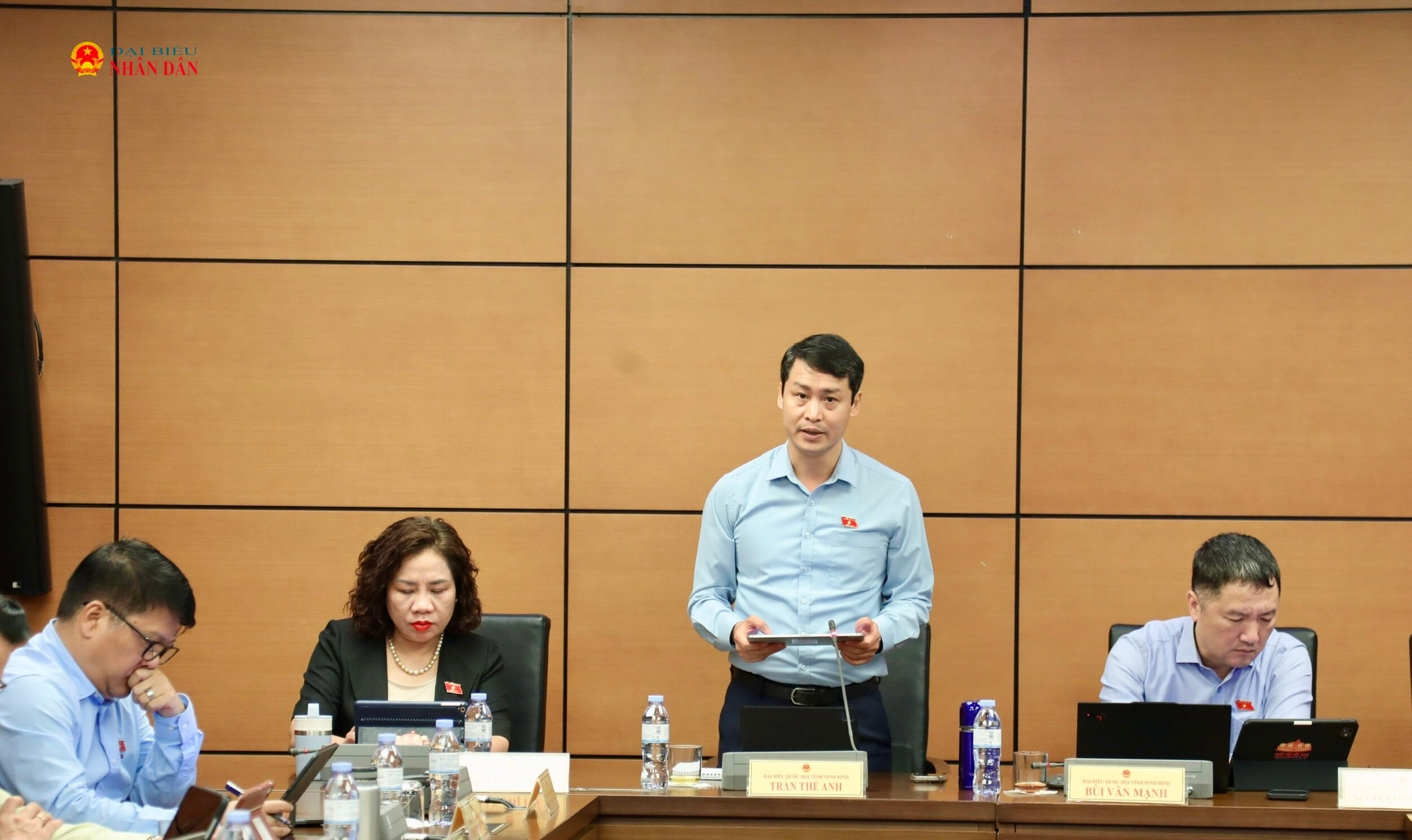 ĐBQH Trần Anh Thế (Ninh Bình) phát biểu ảnh: Trọng Hiếu