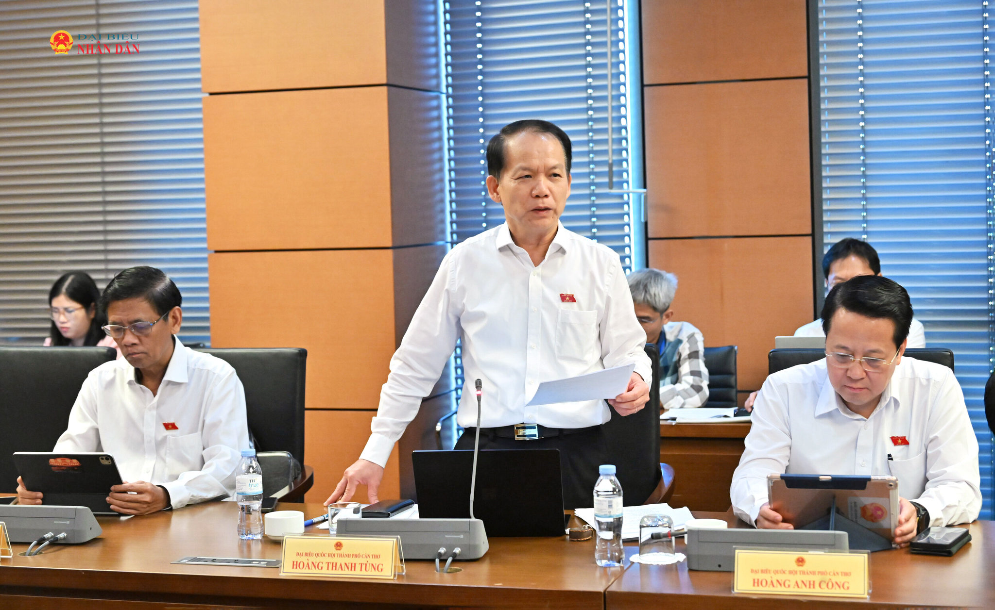 Bộ trưởng Bộ Tư pháp Hoàng Thanh Tùng phát biểu
