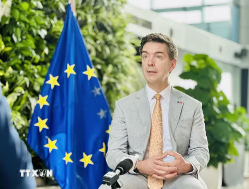 Đại sứ EU tại Việt Nam Julien Guerrier trả lời phỏng vấn về quan hệ Việt Nam-EU