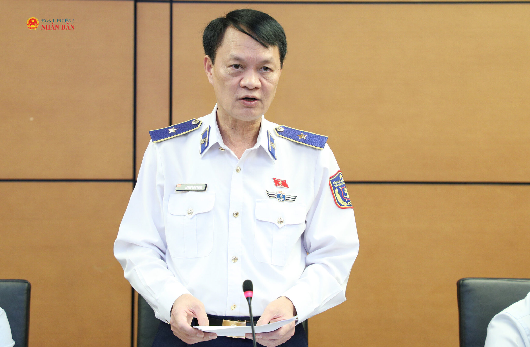 ĐBQH Lương Đình Hưng (Nghệ An) phát biểu