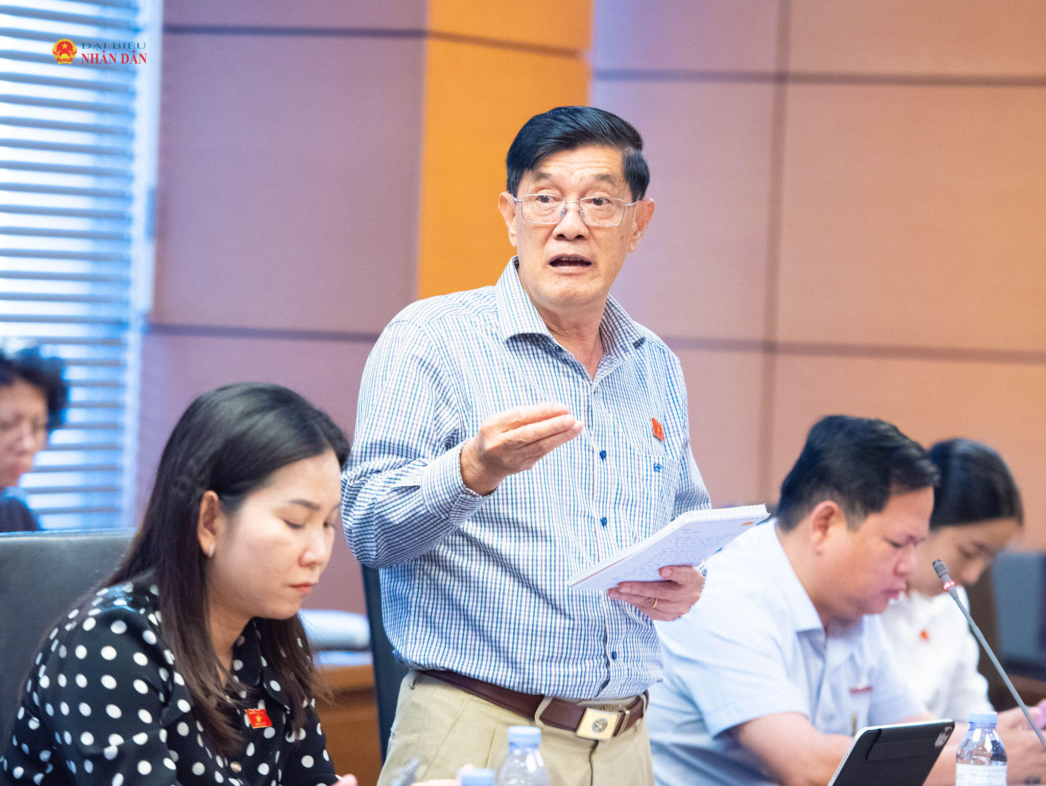 ĐBQH Trương Dũng Tiến (Cà Mau).Ảnh Xuân Quý (4)