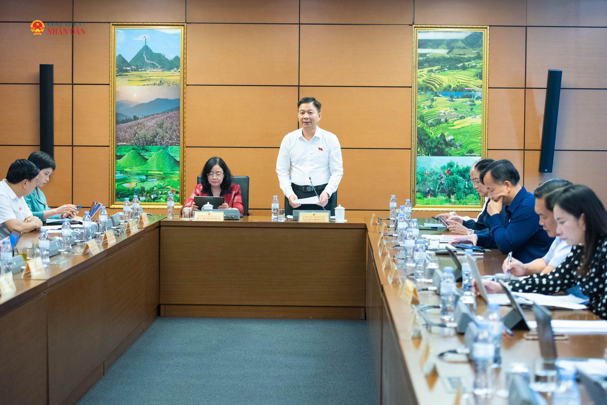 Toàn cảnh phiên thảo luận