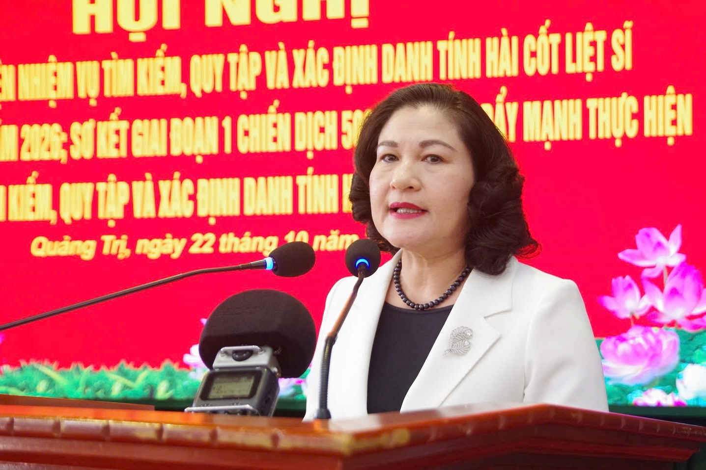 Thứ trưởng Bộ Nội vụ Nguyễn Thị Hà phát biểu tại hội nghị