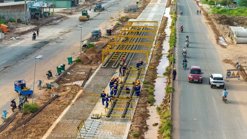 Construction is underway at major project sites in Phu Quoc special zone, An Giang province, in preparation for the 2027 APEC Economic Leaders’ Meeting. (Photo published by VNA)