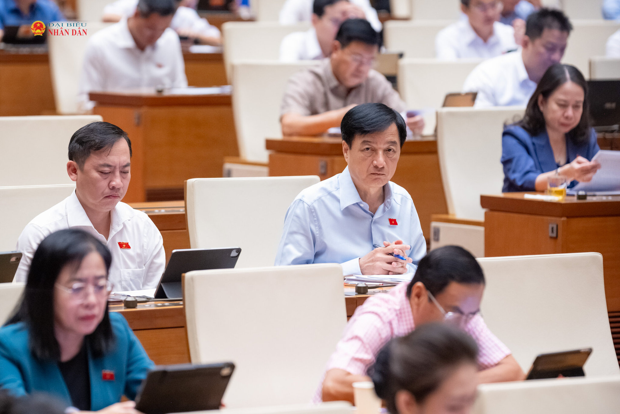 Các đại biểu tham dự phiên họp
