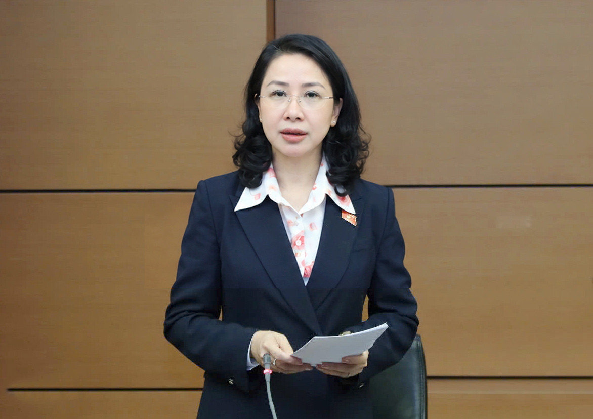 ĐBQH Phan Thị Thùy Linh (Thanh Hóa) phát biểu thảo luận