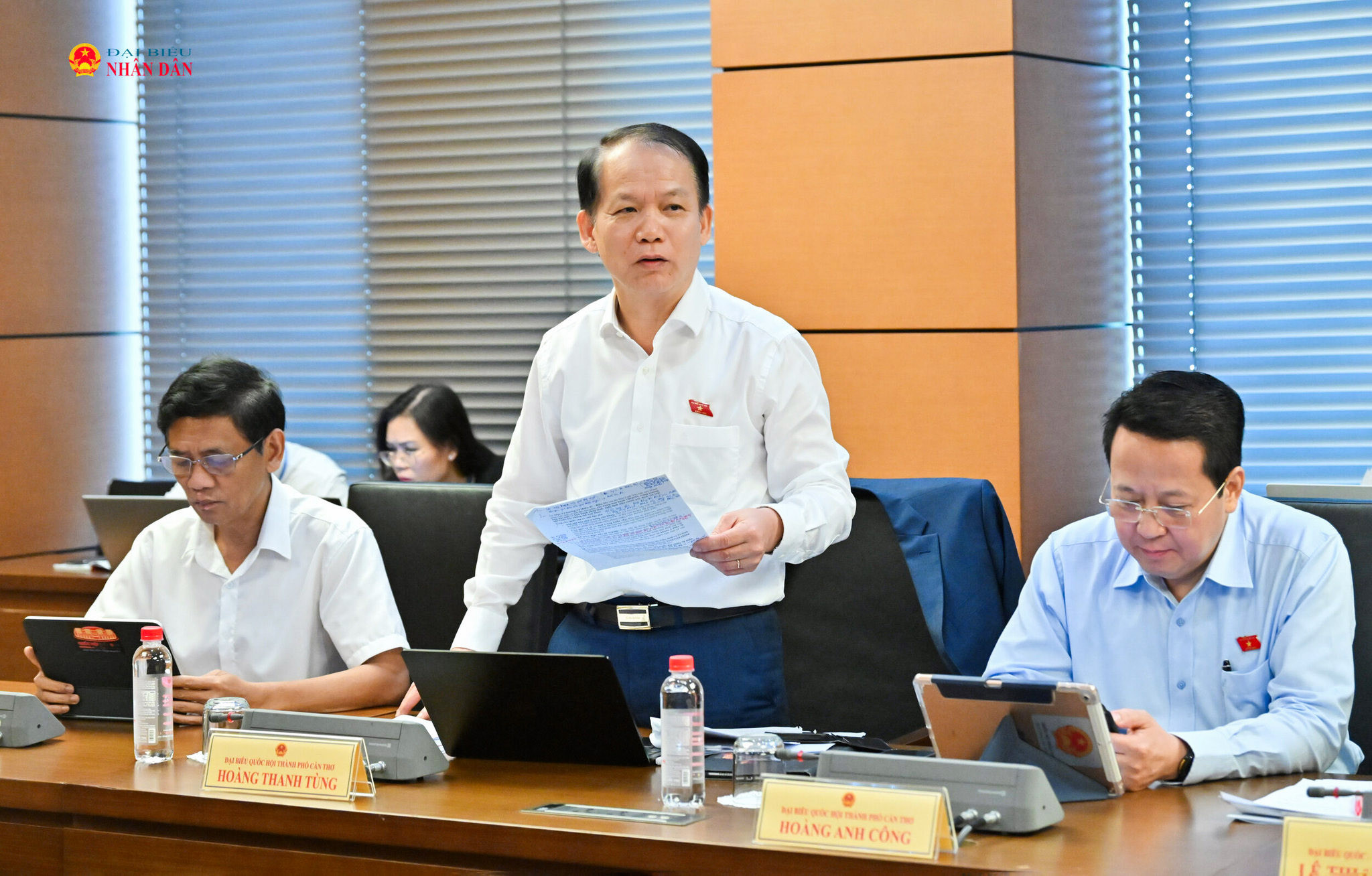 Bộ trưởng Bộ Tư pháp Hoàng Thanh Tùng phát biểu