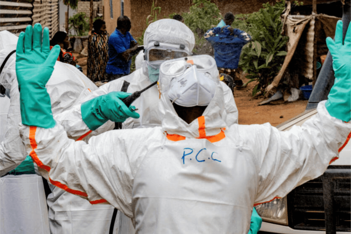 Ebola lan xa hàng nghìn kilômét, nguồn lây vẫn là dấu hỏi