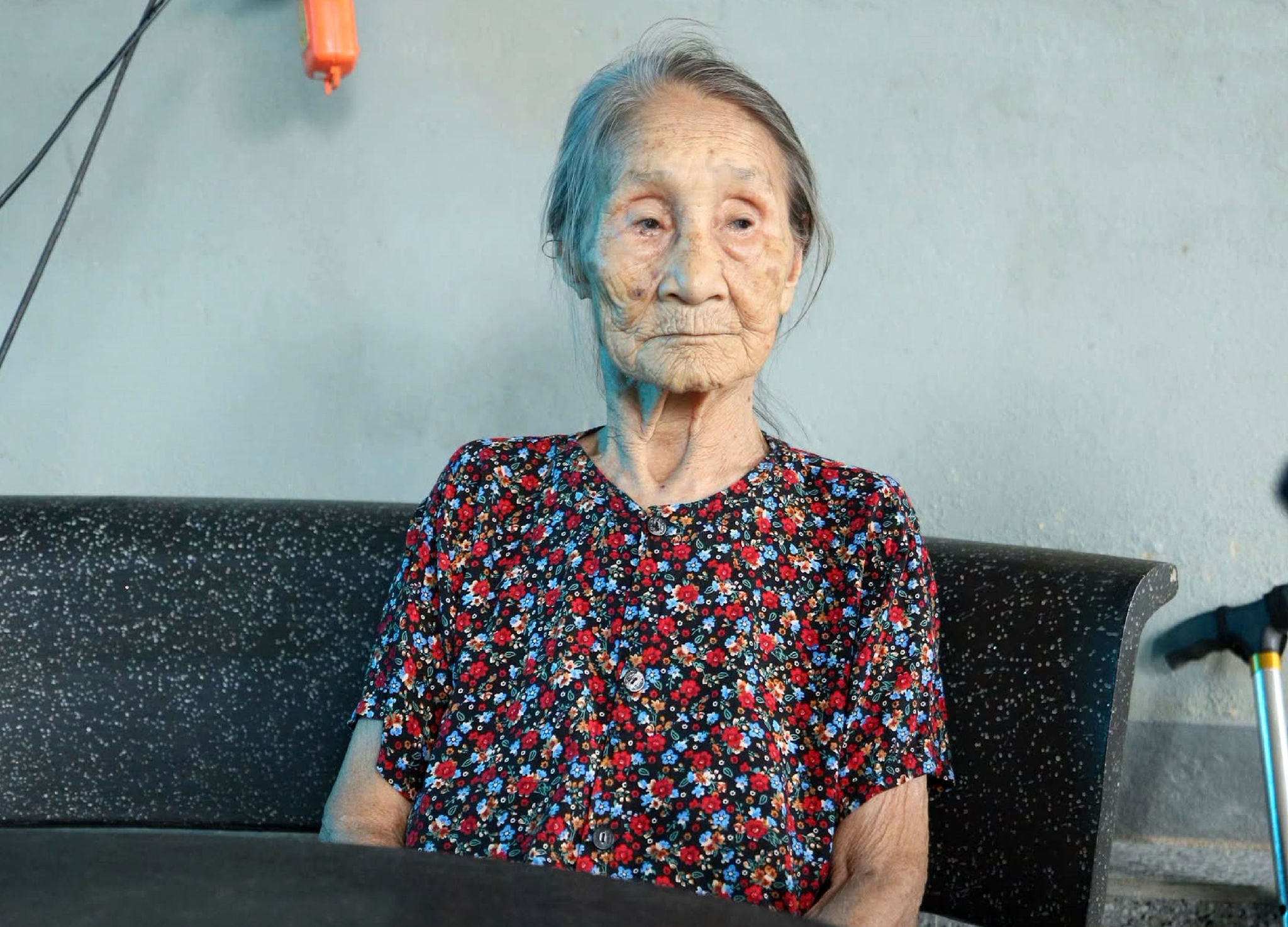 Bà Võ Thị Quế - mẹ của liệt sĩ Tô Quang Thọ mong ngóng sớm có thông tin về người con trai
