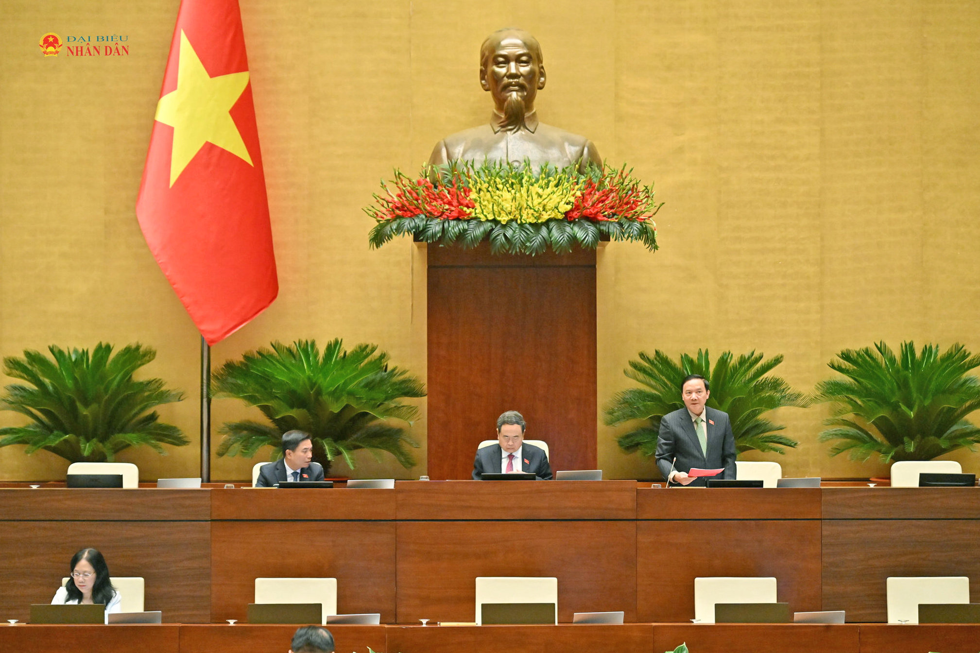 Chủ tịch Quốc hội Trần Thanh Mẫn chủ trì, Phó Chủ tịch Quốc hội Nguyễn Khắc Định điều hành nội dung phiên họp. Ảnh: Quang Khánh