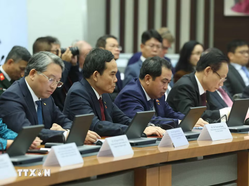 Đoàn đại biểu cấp cao Việt Nam tham dự sự kiện