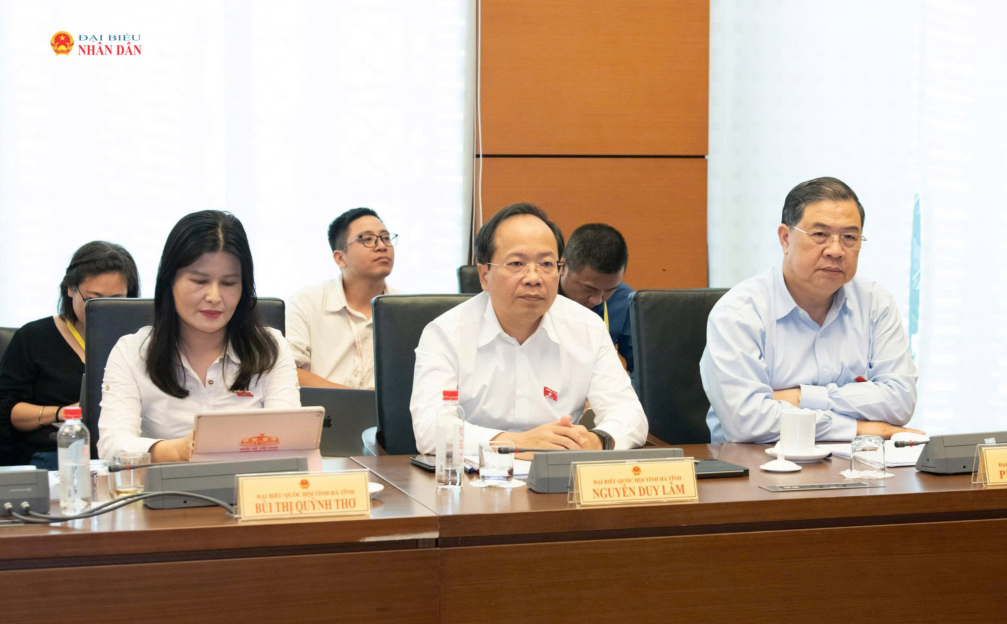 Đoàn ĐBQH tỉnh Hà Tĩnh tham dự phiên thảo luận tổ