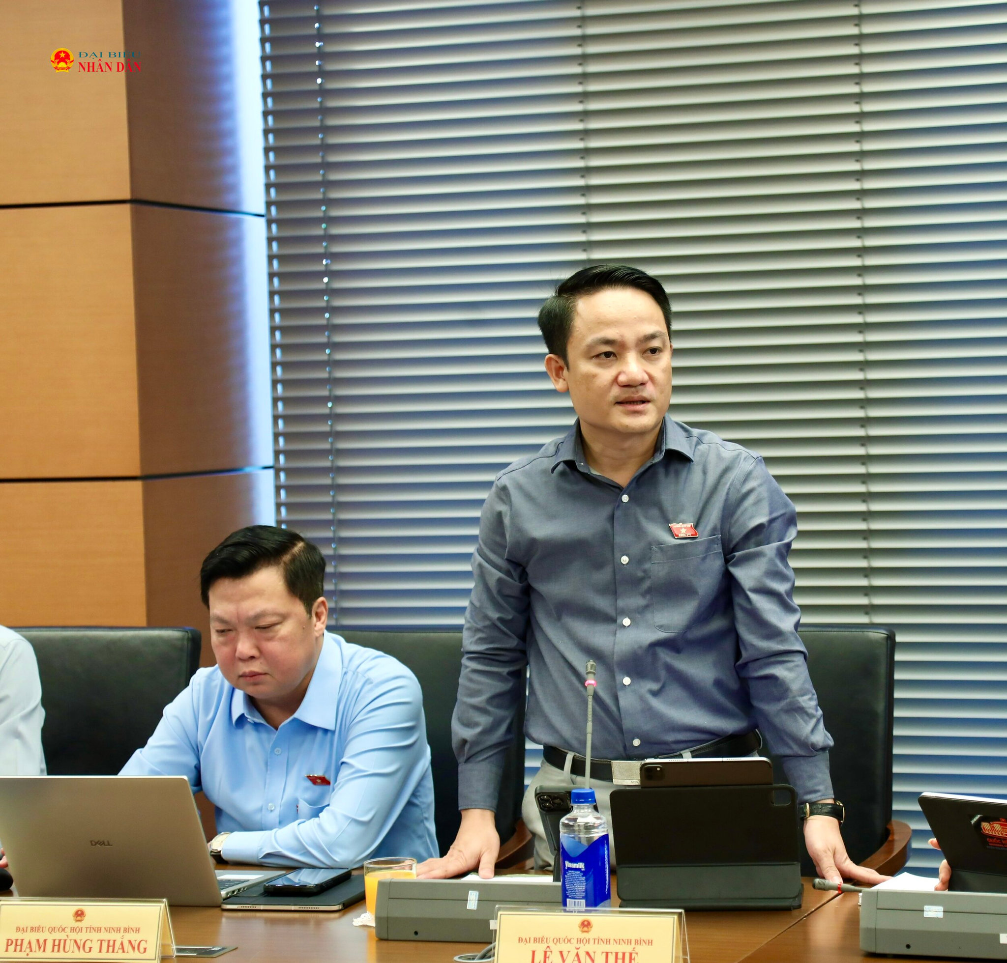 ĐBQH Lê Văn Thế (Ninh Bình) phát biểu