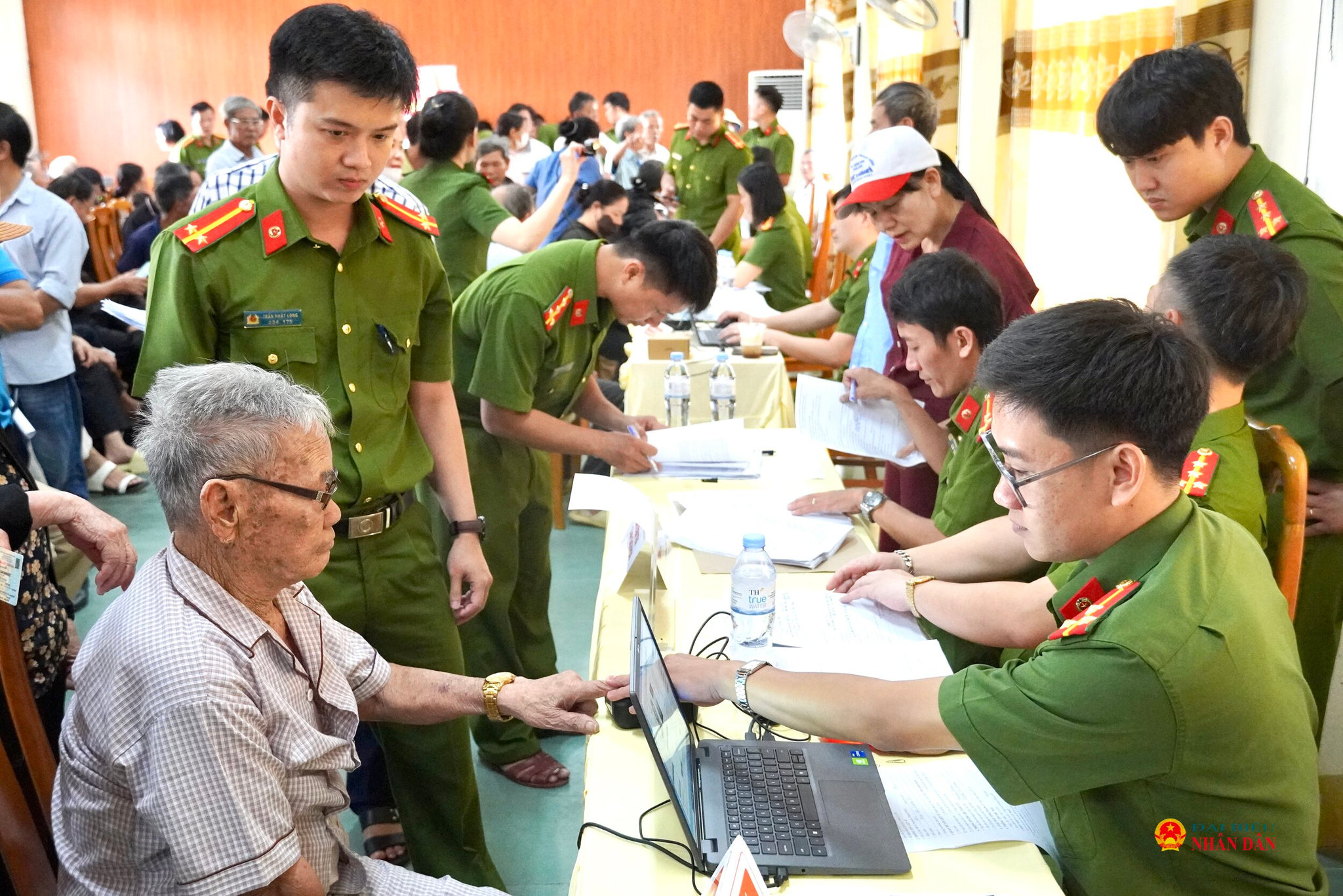 Lực lượng chức năng triển khai công tác nhanh chóng, linh động và hiệu quả nhằm sớm củng cố cơ sở dữ liệu