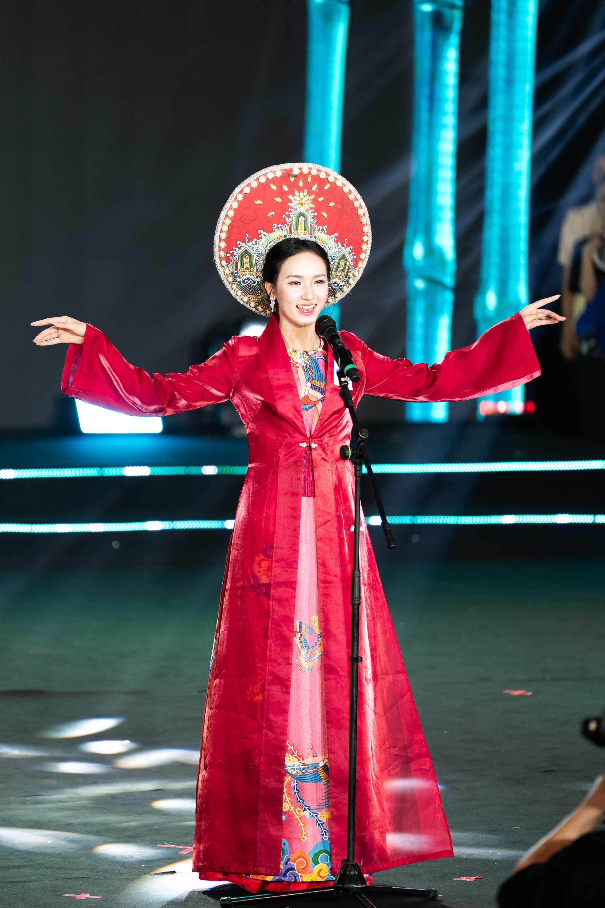 Chung kết NEU Glamour 2026: Lộ diện chủ nhân “Hào quang đa diện”