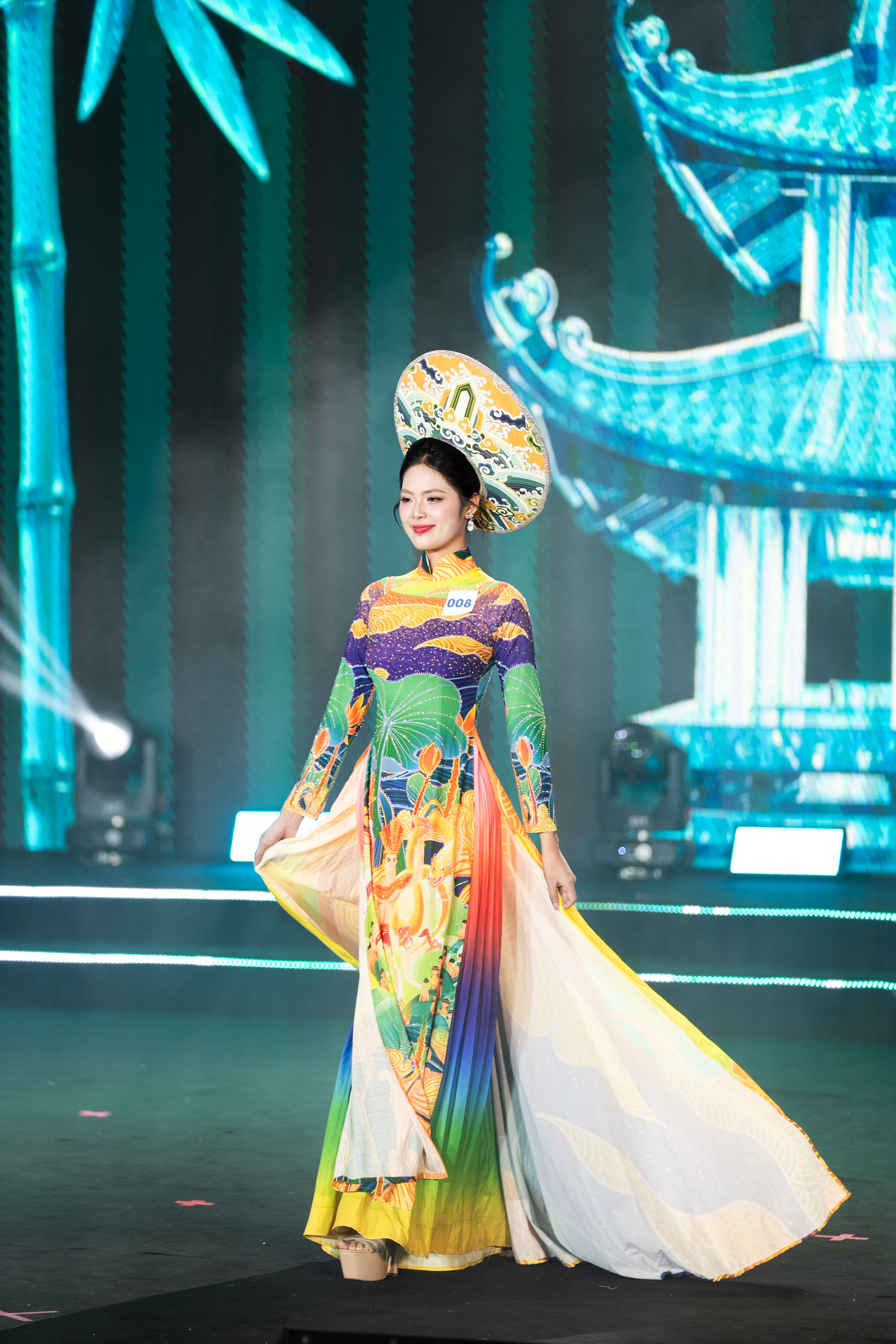 Chung kết NEU Glamour 2026: Lộ diện chủ nhân “Hào quang đa diện”