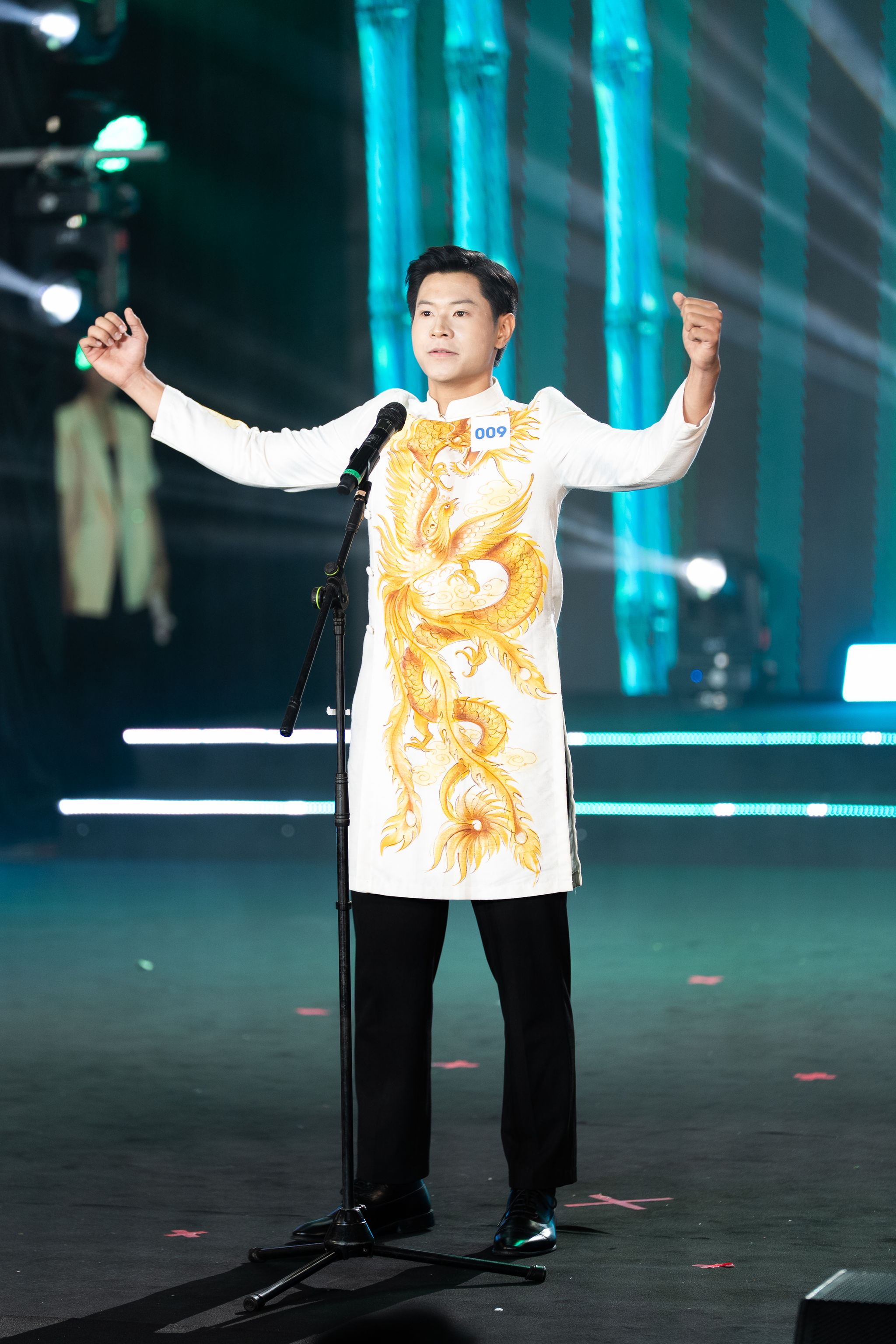 Chung kết NEU Glamour 2026: Lộ diện chủ nhân “Hào quang đa diện”