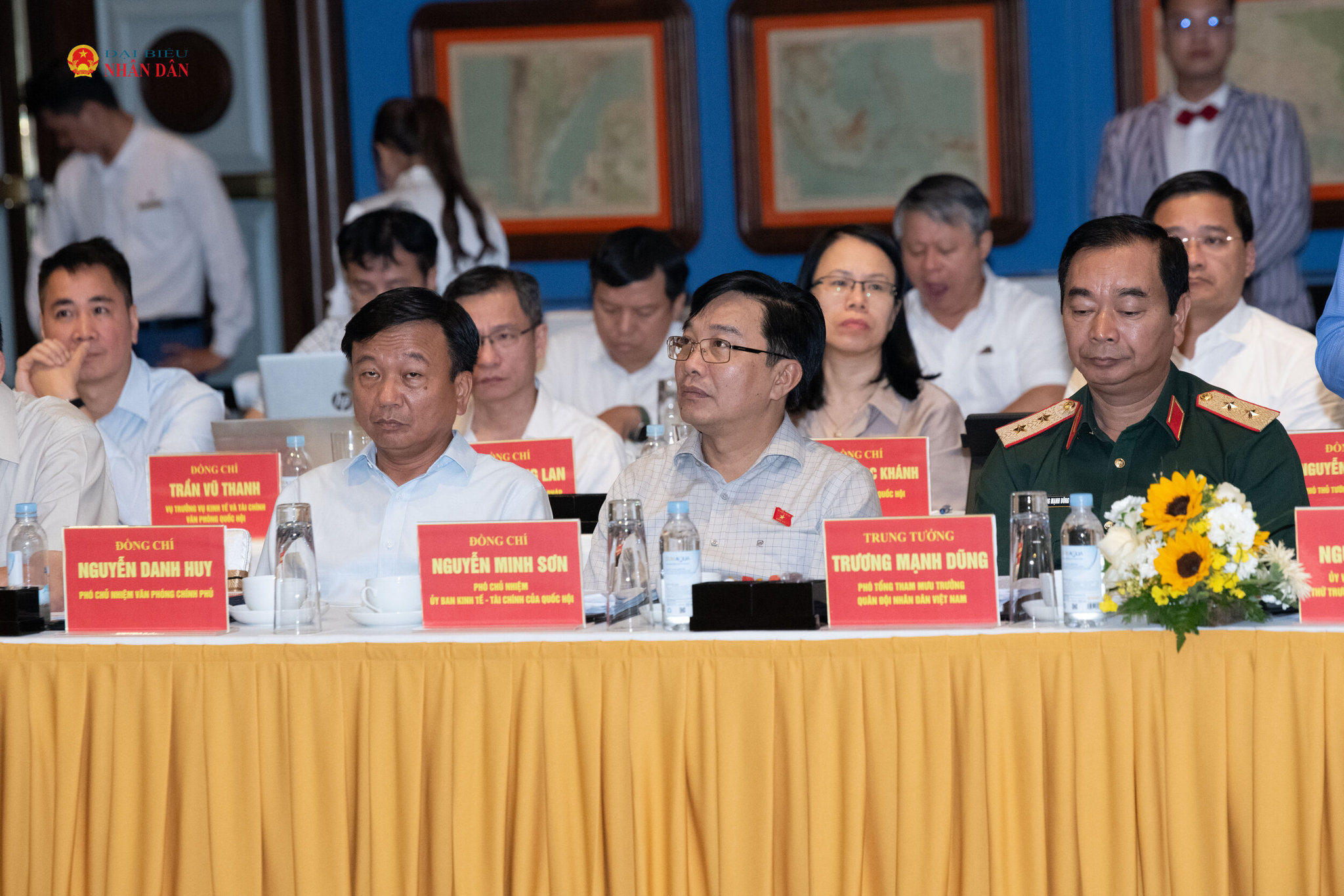 Các đại biểu dự cuộc làm việc