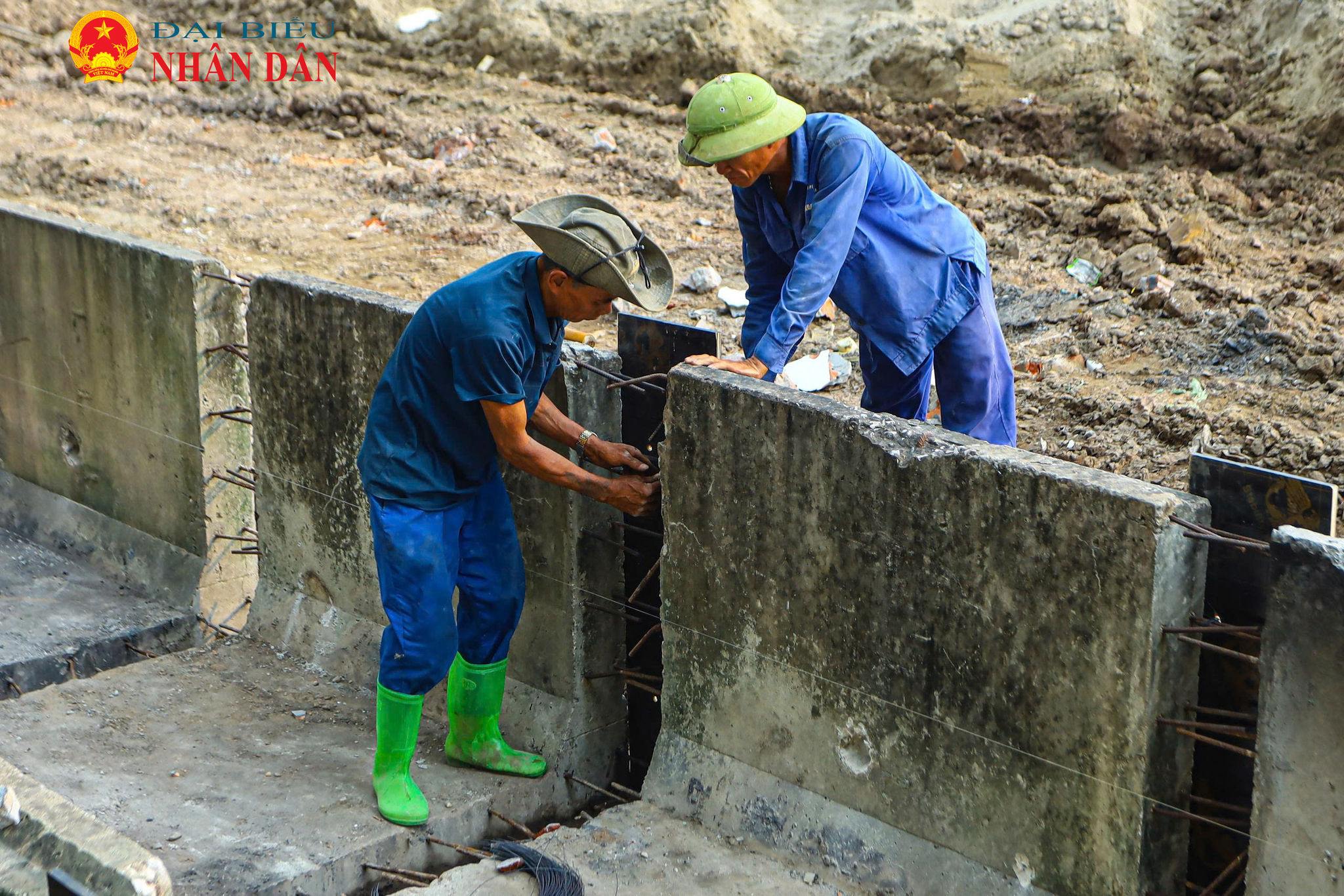 duong noi Pham Hung (10)
