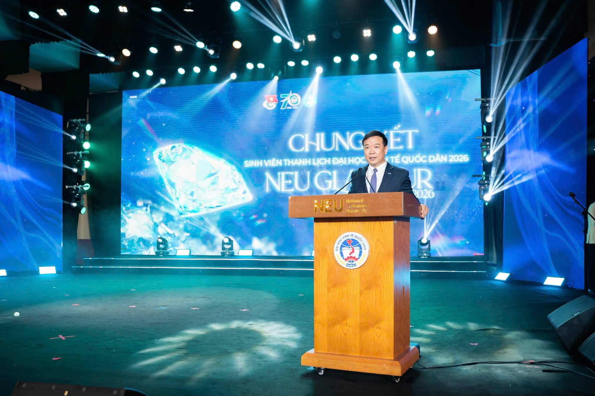 PGS.TS Bùi Huy Nhượng phát biểu khai mạc đêm Chung kết