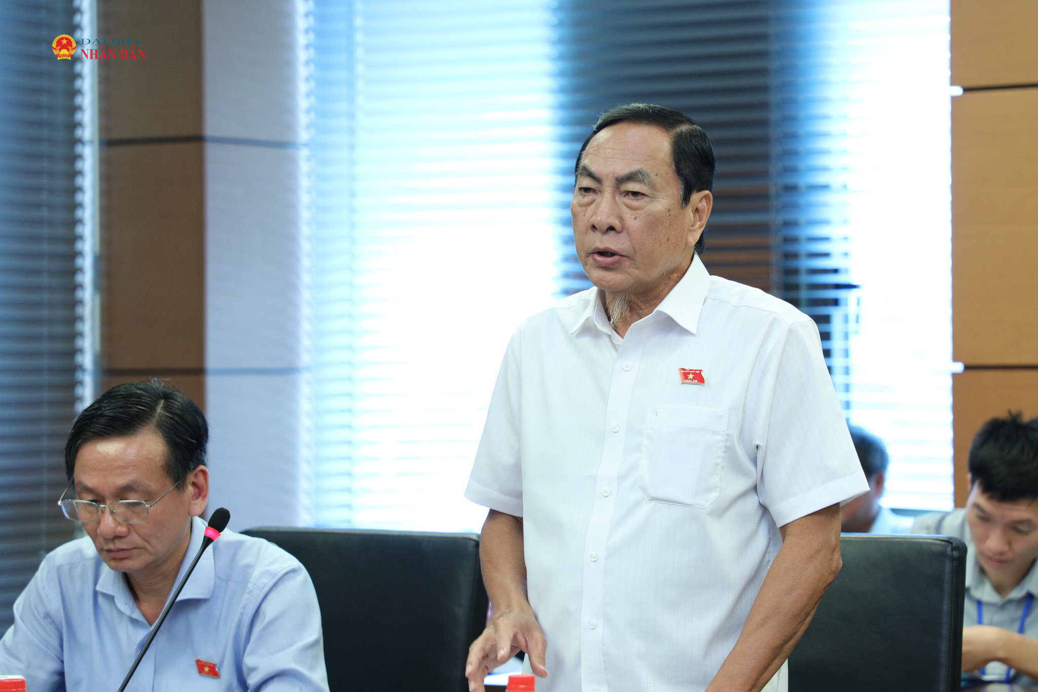 ĐBQH Phạm Văn Hòa (Đồng Tháp) phát biểu