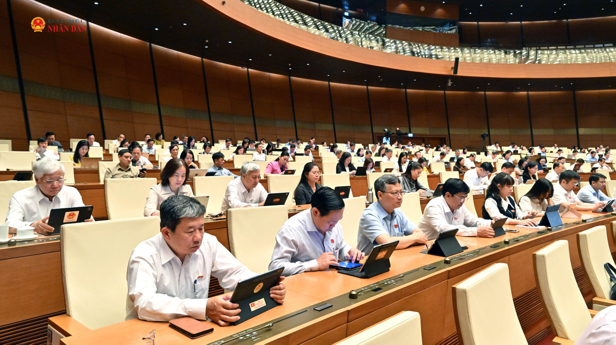 Các đại biểu tham dự phiên họp