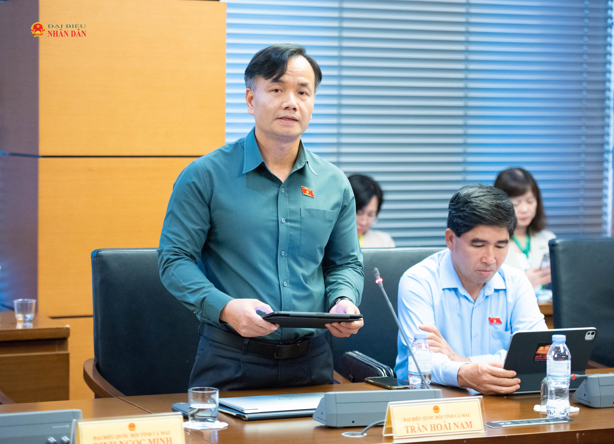 ĐBQH Trần Hoài Nam (Cà Mau) phát biểu.Ảnh: Xuân Quý