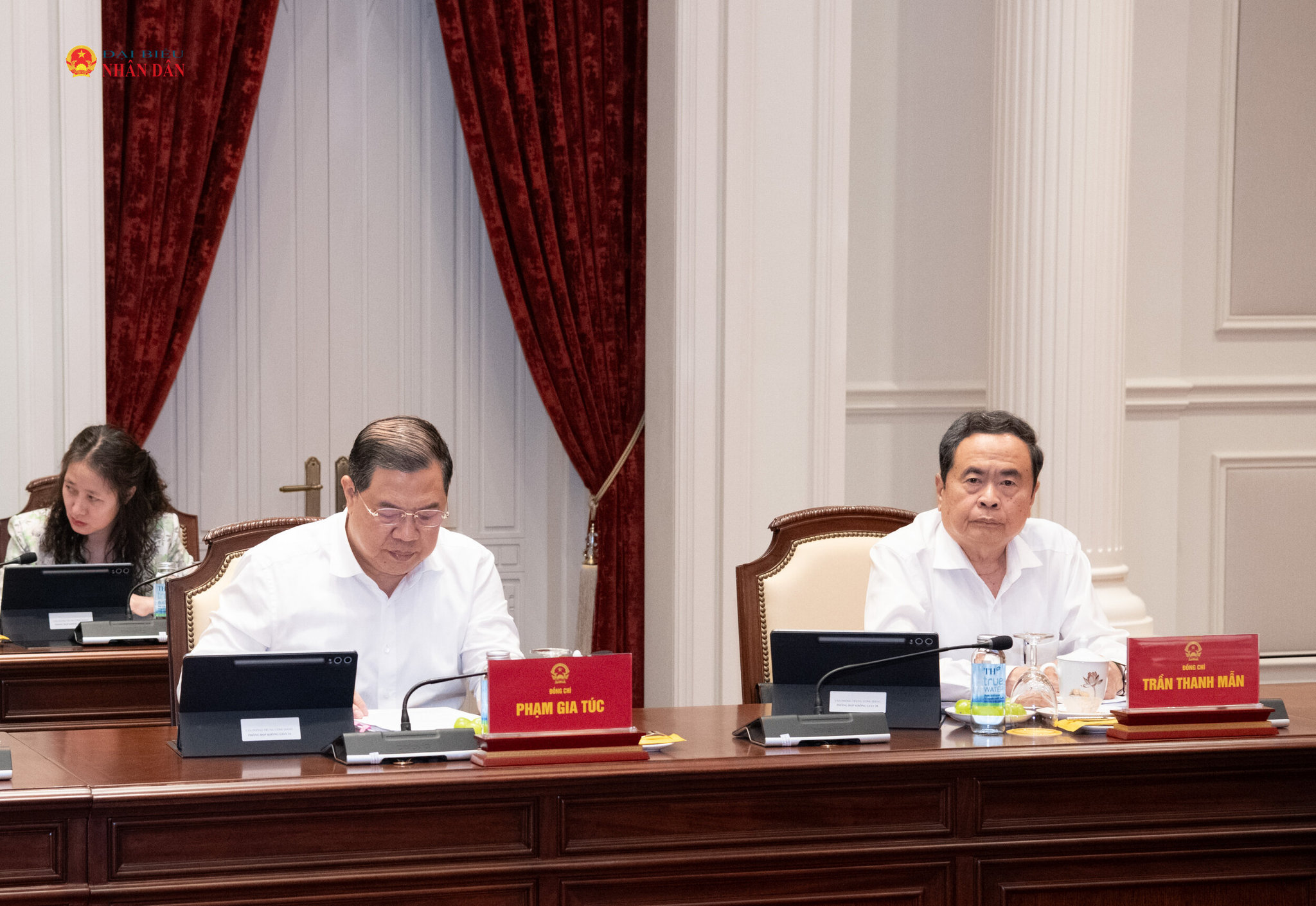 Chủ tịch Quốc hội Trần Thanh Mẫn, Phó Thủ tướng Thường trực Chính phủ Phạm Gia Túc dự Phiên họp