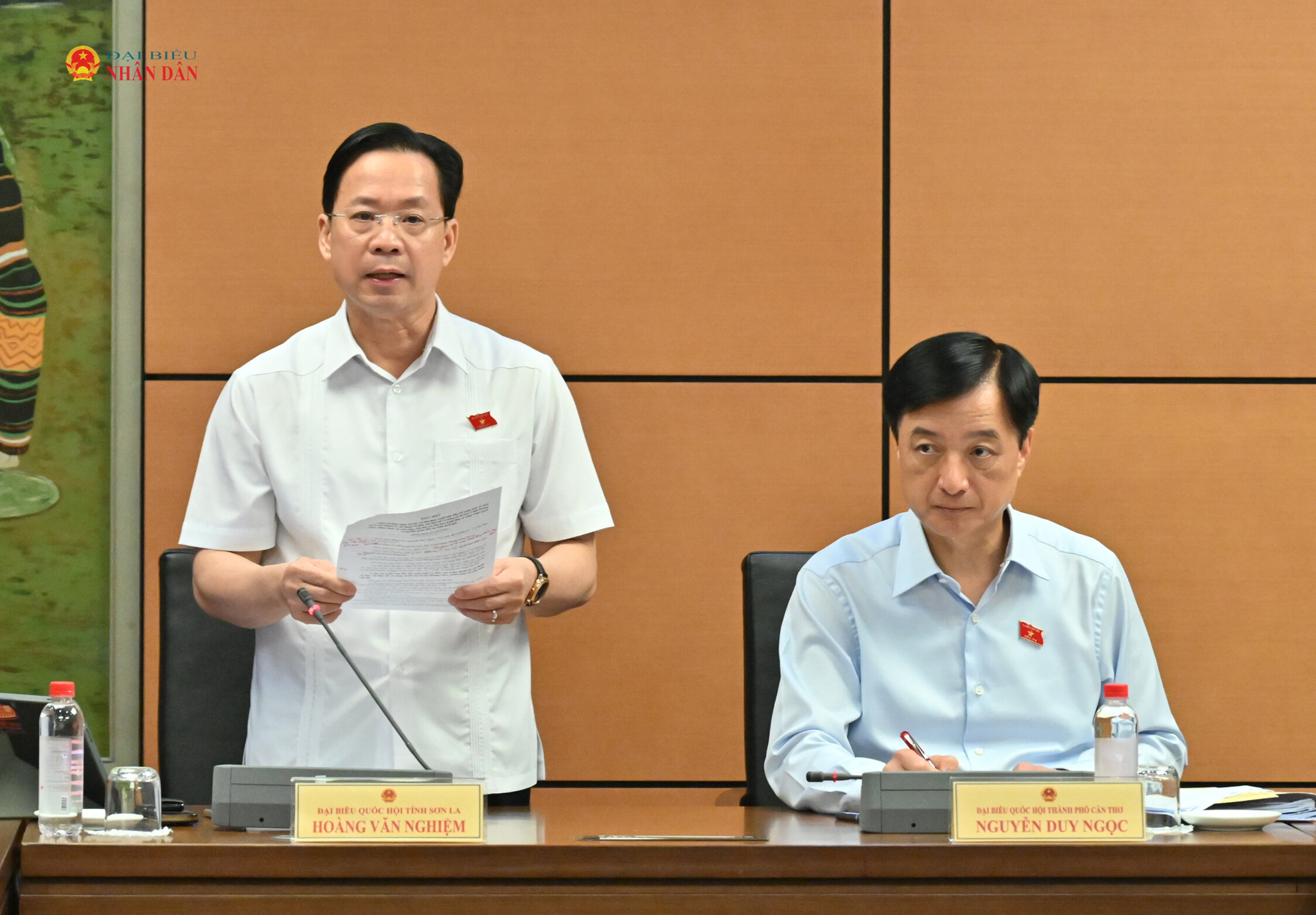 Trưởng đoàn ĐBQH tỉnh Sơn La Hoàng Văn Nghiệm
