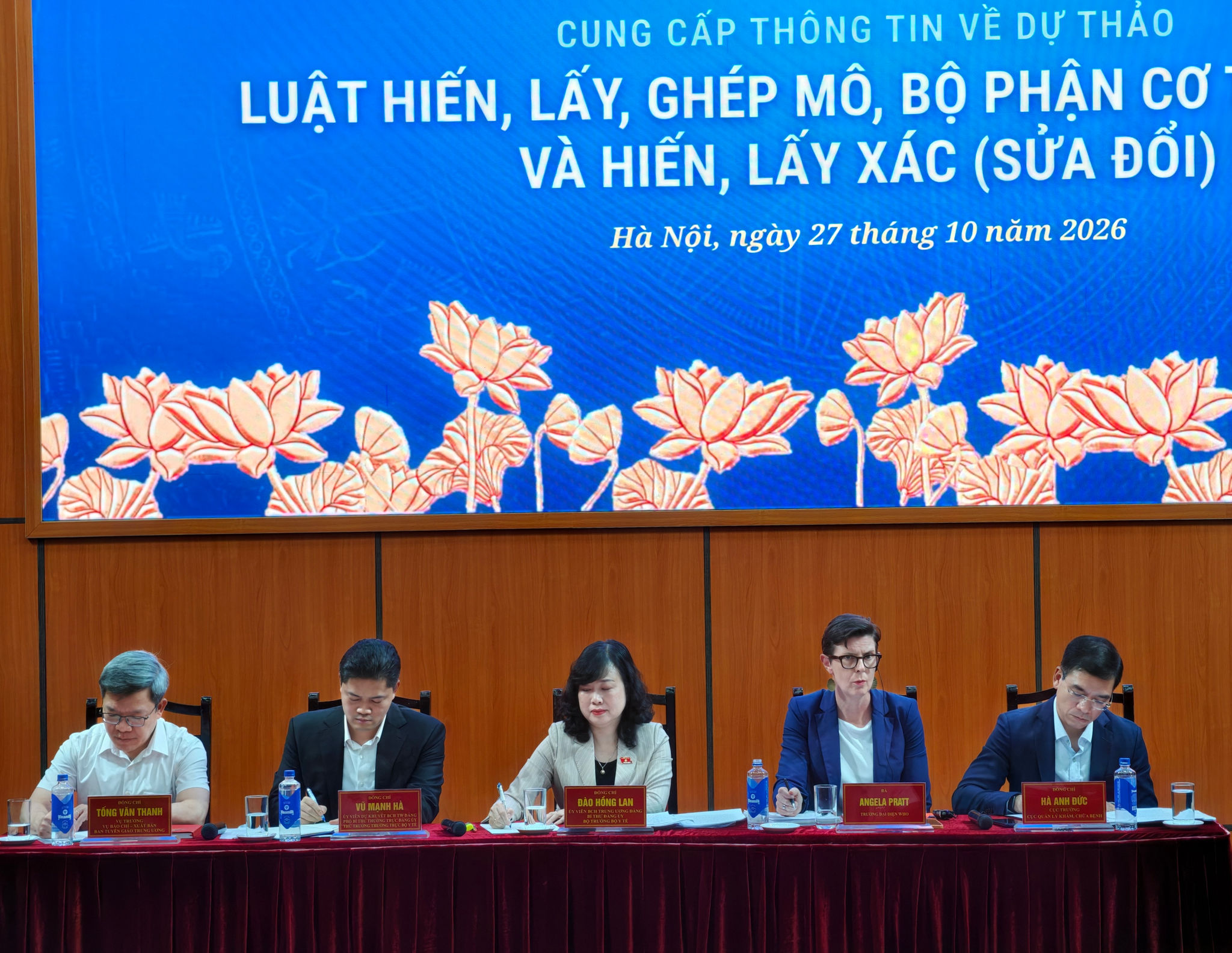 Bộ Y tế tổ chức họp báo làm rõ đề xuất hiến, tặng mô, bộ phận cơ thể ở người dưới 18 tuổi
