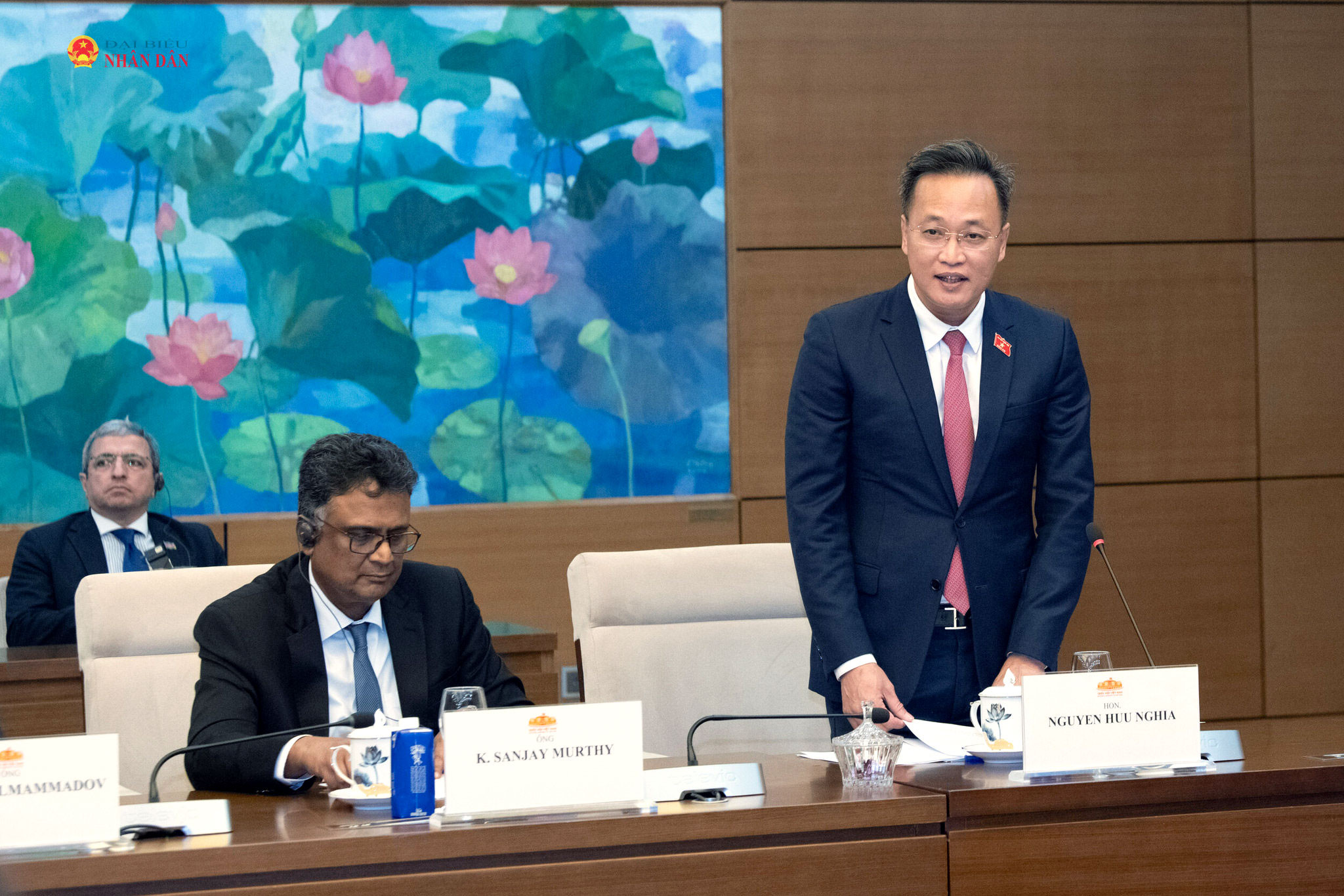 Tổng Kiểm toán Nhà nước Nguyễn Hữu Nghĩa báo cáo với Chủ tịch Quốc hội về Hội thảo “Cơ quan kiểm toán tối cao trong bối cảnh mới: Tầm nhìn, thể chế và đổi mới”