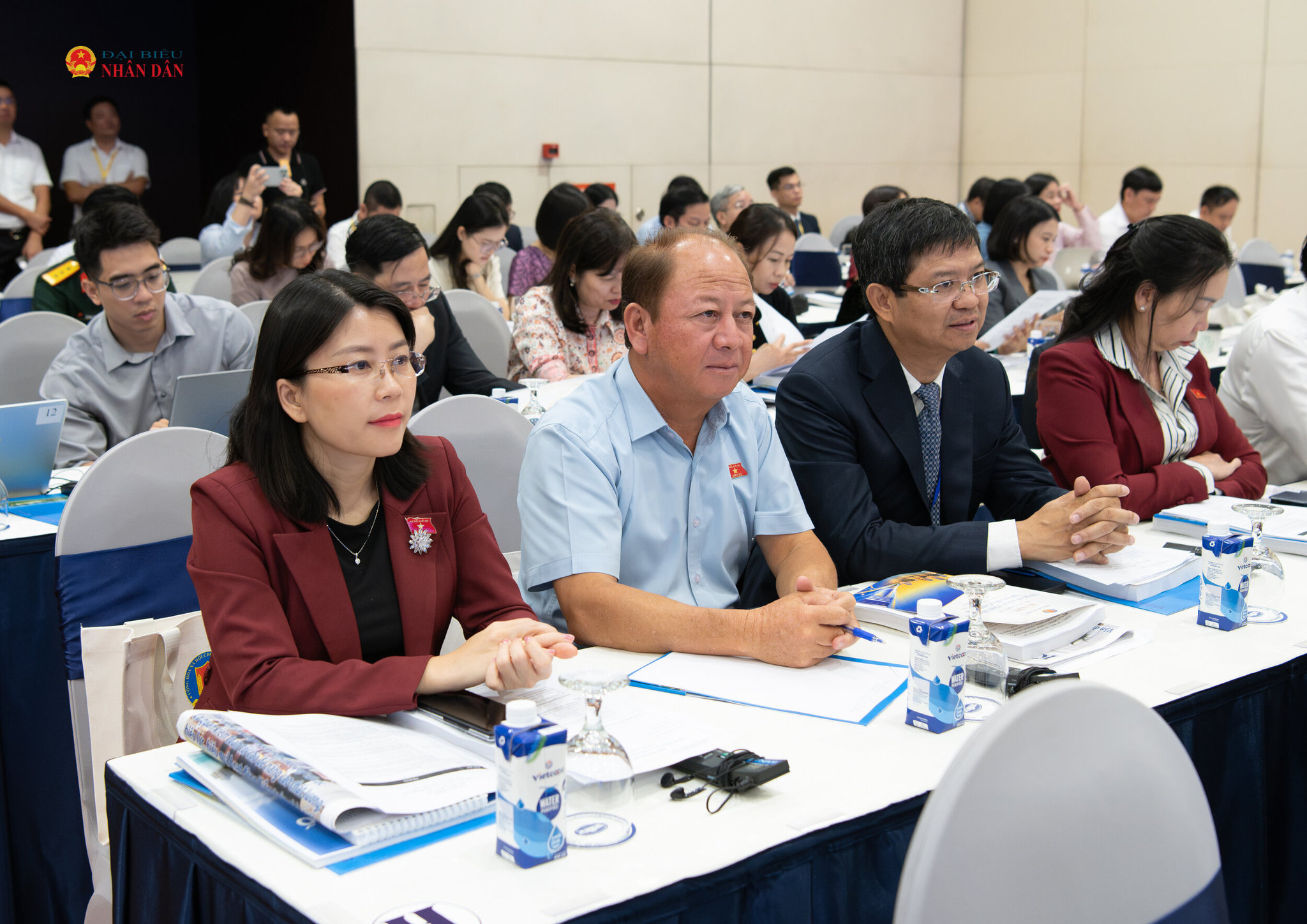 Các đại biểu tham dự hội thảo.2