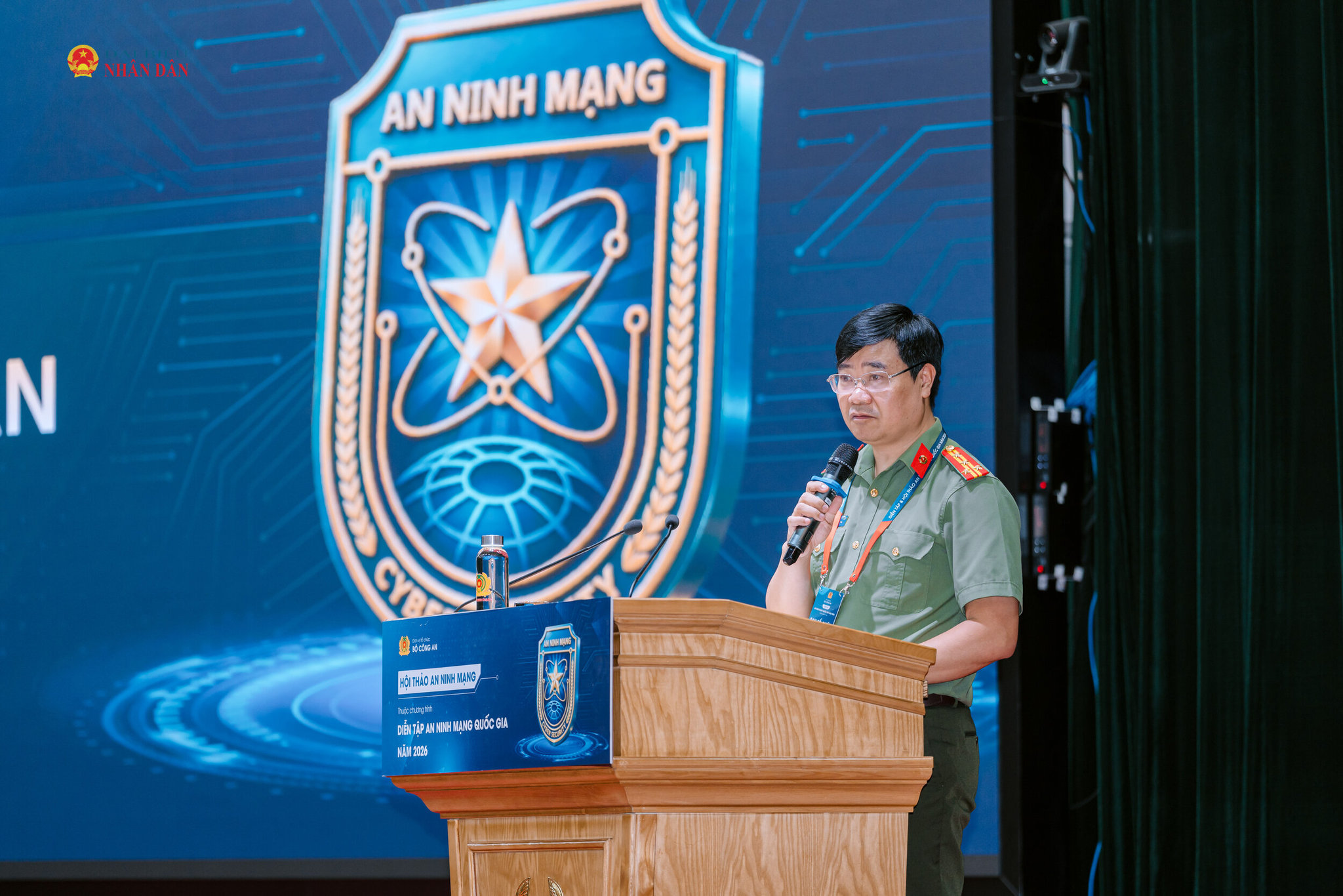 Đại tá, Tiến sĩ Nguyễn Hồng Quân - Phó Cục trưởng Cục An ninh mạng (A05), Bộ Công an biểu dương và đánh giá cao kết quả xuất sắc của các đội thi trong khuôn khổ chương trình.