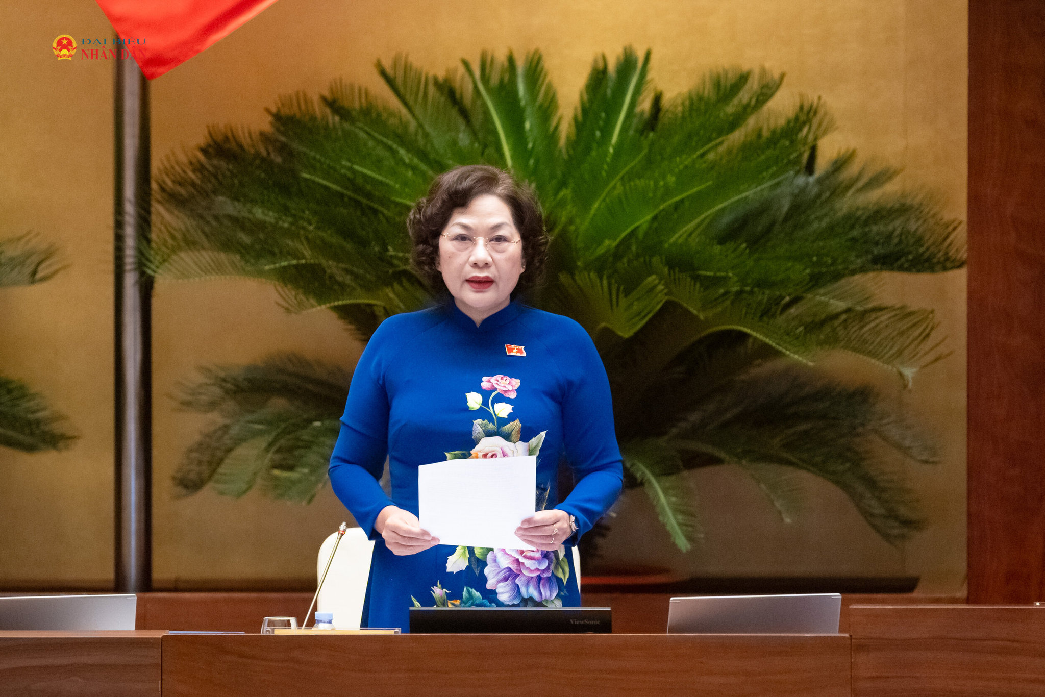 Phó Chủ tịch Quốc hội Nguyễn Thị Hồng điều hành nội dung phiên họp. Ảnh: Phạm Thắng