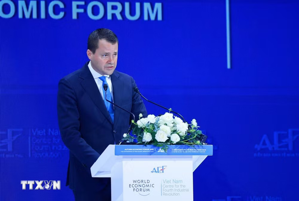 Giám đốc điều hành Diễn đàn Kinh tế Thế giới (WEF) Stephan Mergenthaler phát biểu tại Phiên toàn thể cấp cao Diễn đàn Kinh tế Mùa thu 2026 (AEF 2026)