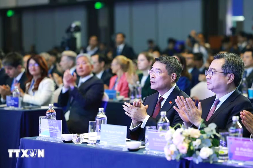 Thủ tướng Lê Minh Hưng tham dự Diễn đàn Kinh tế Mùa Thu 2026 (AEF 2026)