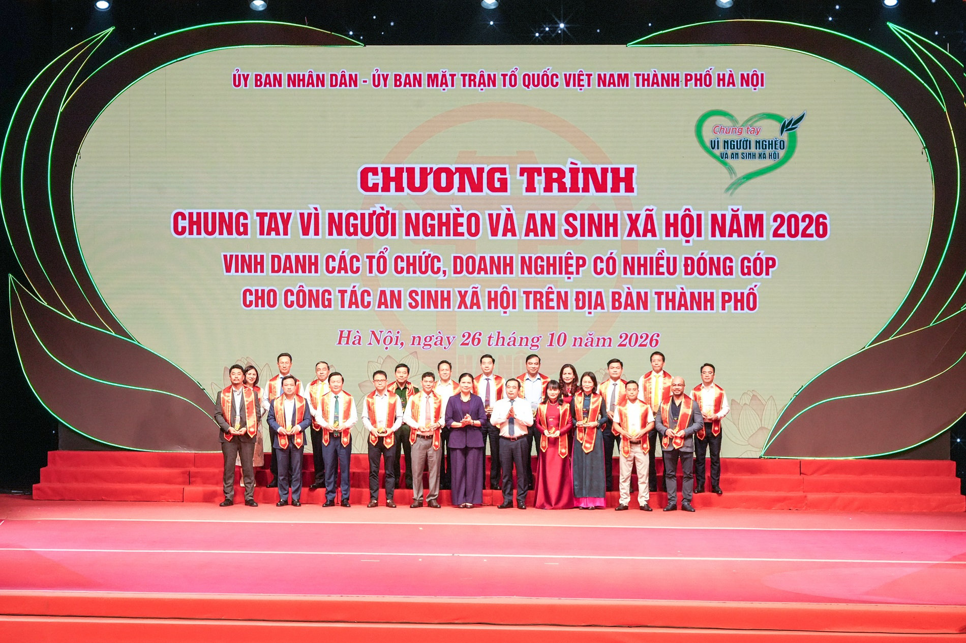 ROX Group là một trong 20 tổ chức, doanh nghiệp được vinh danh vì đóng góp cho công tác an sinh xã hội tại Hà Nội.