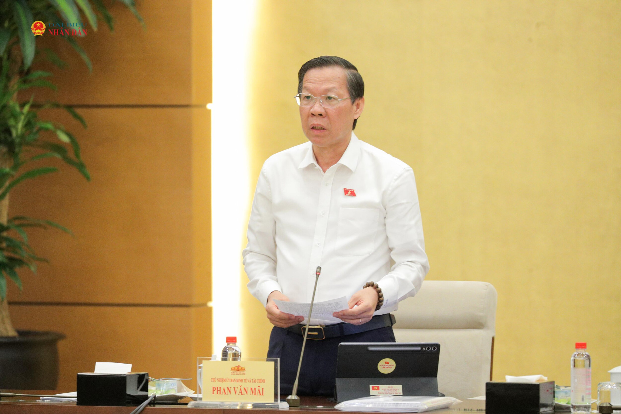 Chủ nhiệm Ủy ban Kinh tế và Tài chính Phan Văn Mãi. Ảnh Hồ Long