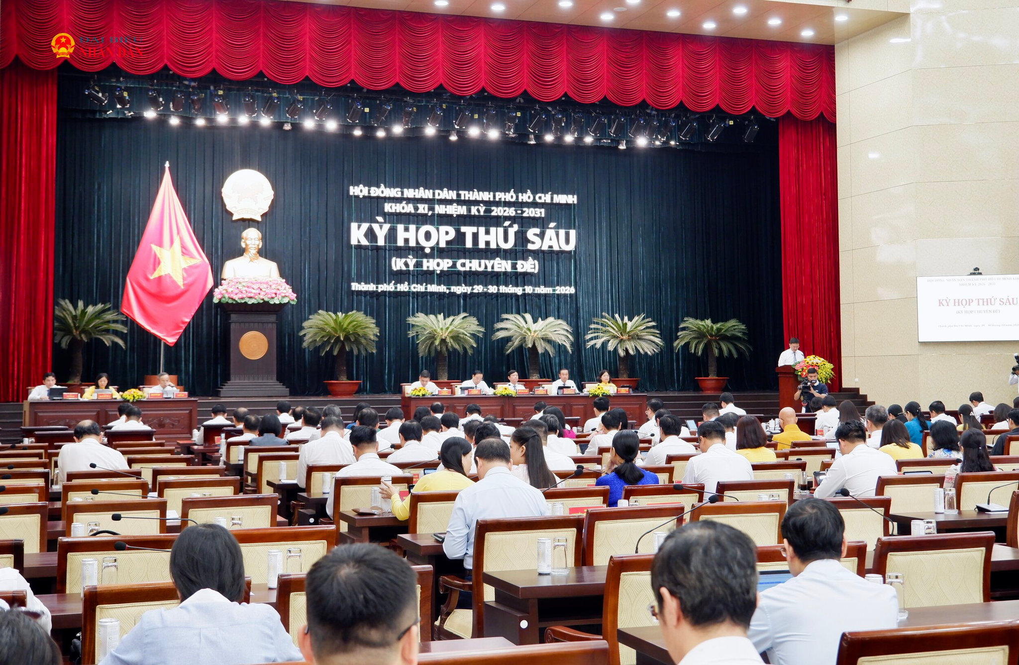 Quang cảnh kỳ họp. Ảnh: Hoa Lê