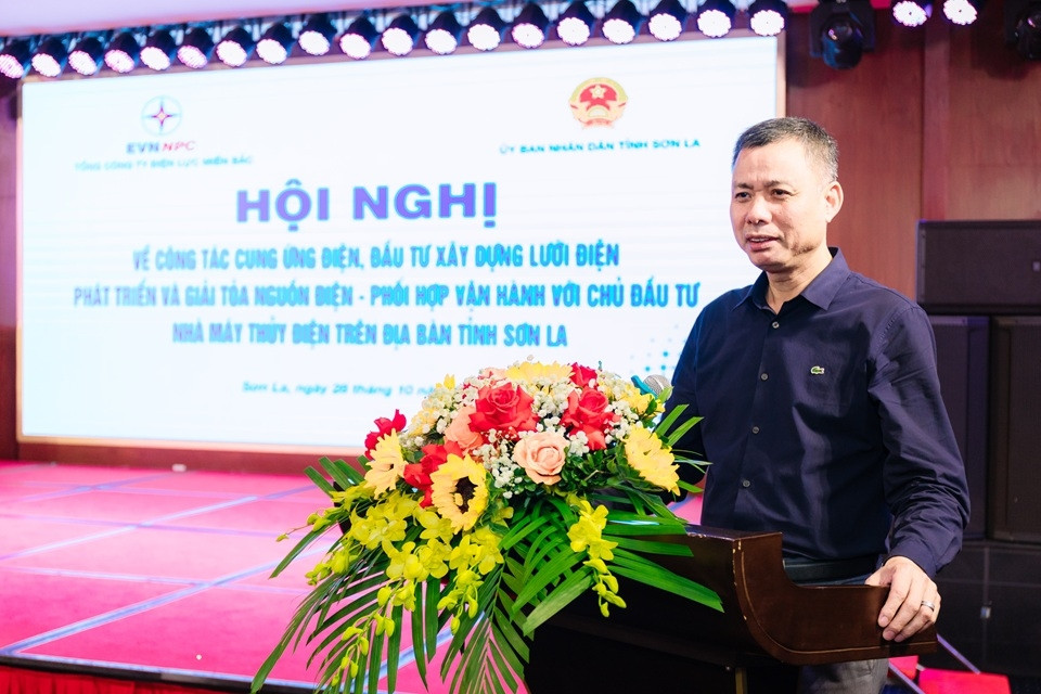 Ông Nguyễn Thành Công – Ủy viên Ban Chấp hành Đảng bộ tỉnh, Phó Chủ tịch UBND tỉnh Sơn La phát biểu tại Hội nghị. Ảnh NPC