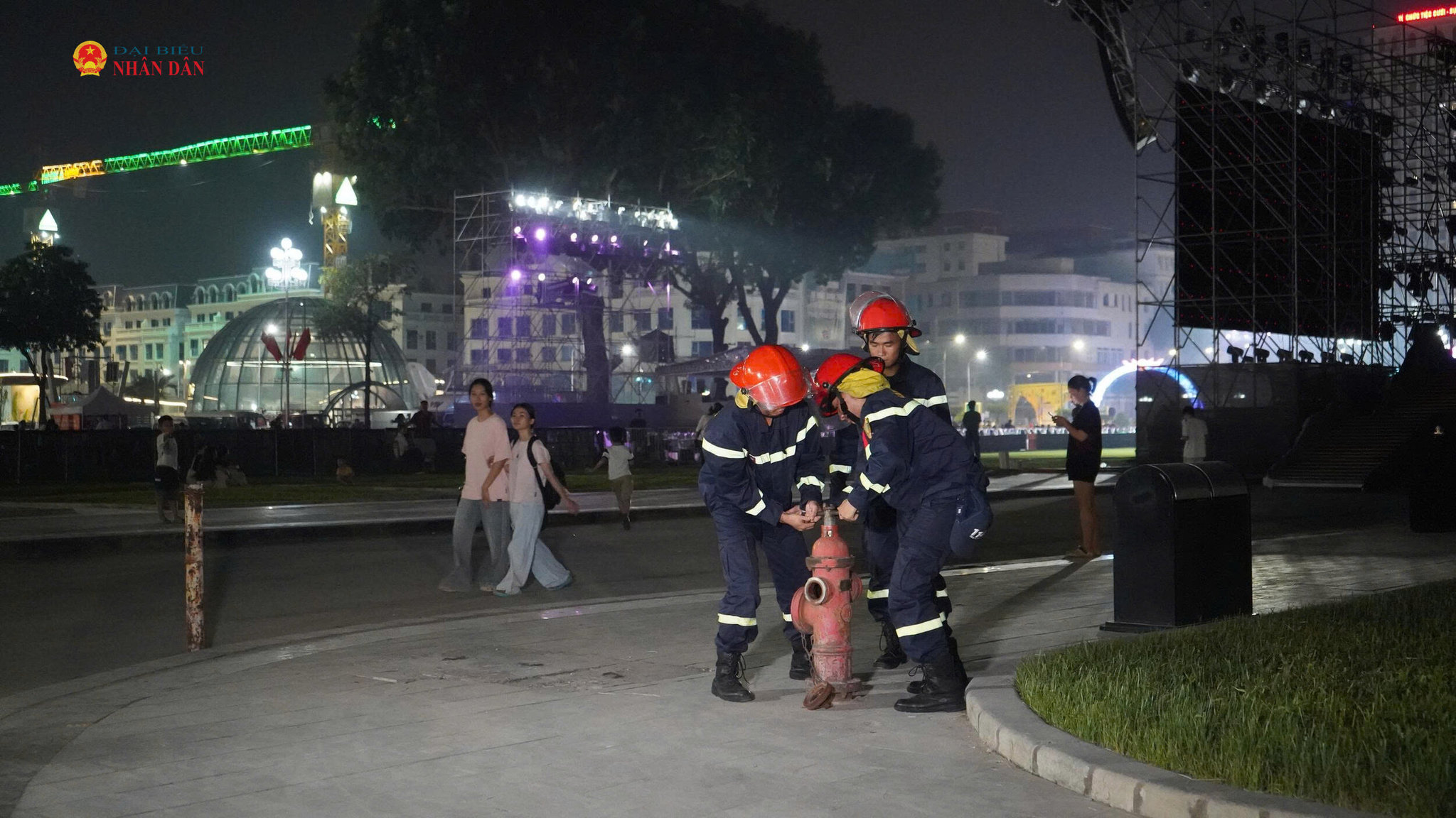 Kiểm tra họng nước chữa cháy, đảm bảo an toàn phòng cháy, chữa cháy và cứu nạn, cứu hộ