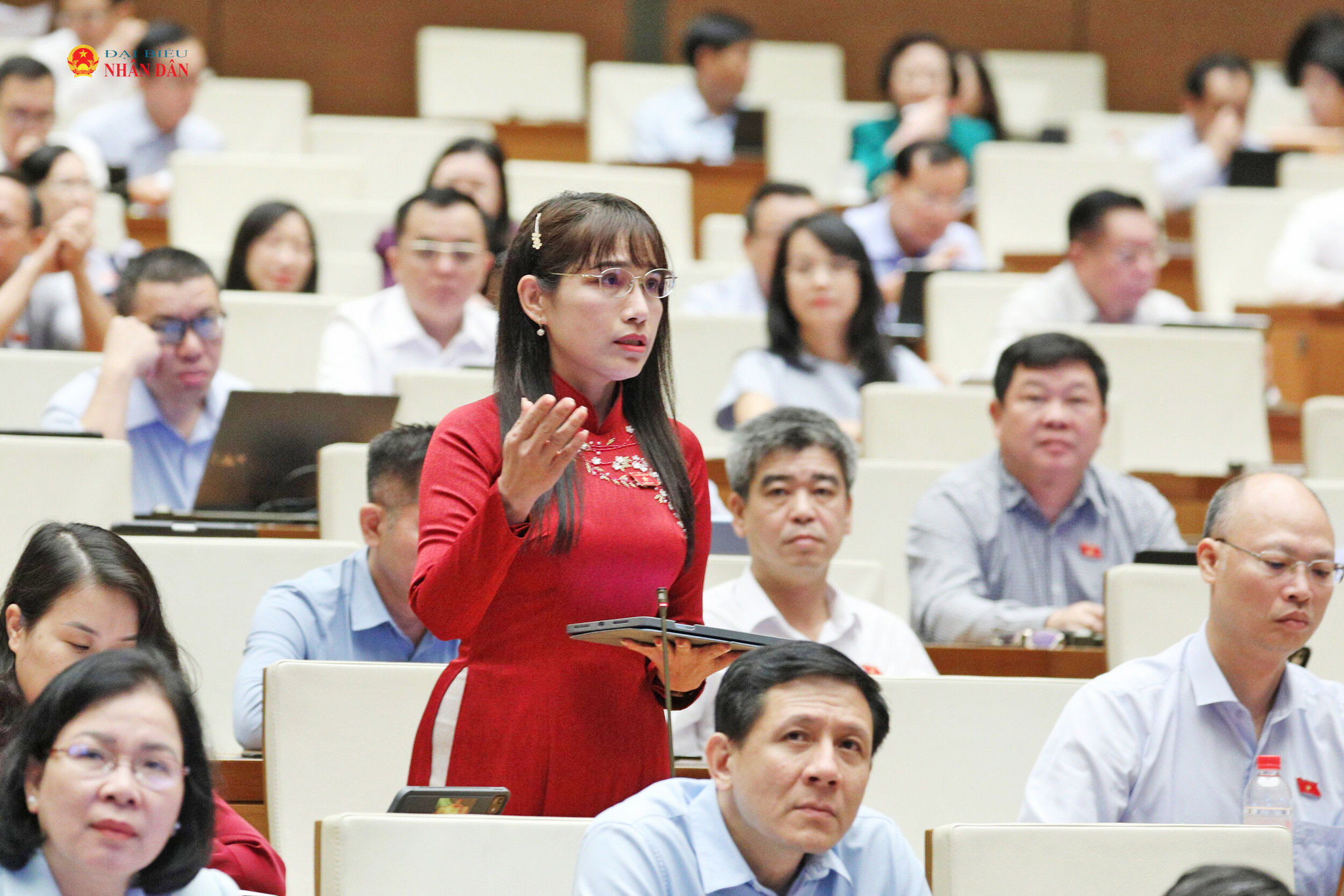 ĐBQH Châu Quỳnh Dao (An Giang) phát biểu