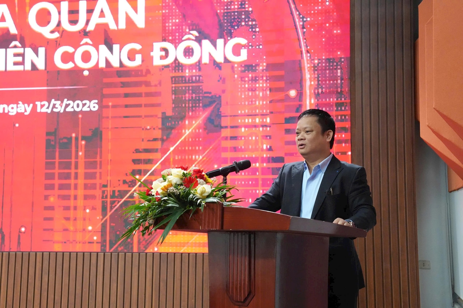 cong-dong-2.jpg