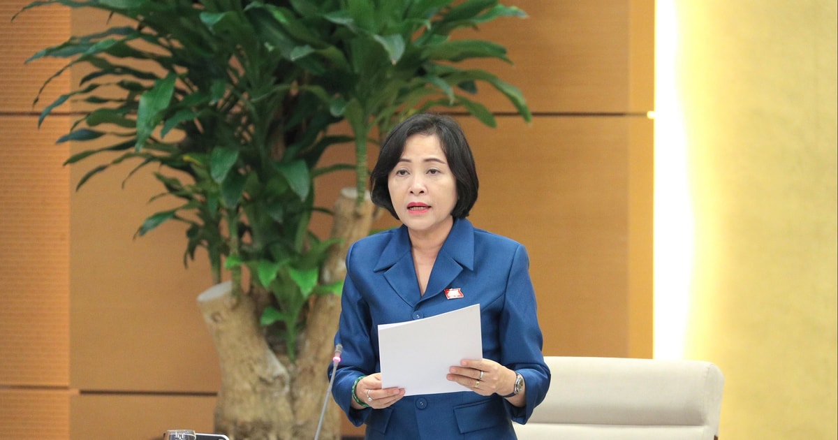 Thông qua hai Nghị quyết hướng dẫn phân bổ số lượng người giới thiệu ứng cử đại biểu HĐND và số lượng Phó Chủ tịch HĐND cấp tỉnh, cấp xã